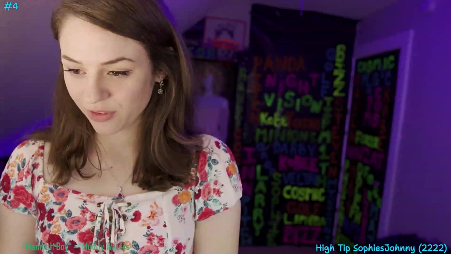 Gallery image thumbnail from XXX_Sophie's myfreecams stream on, 08/01/2023, 05:25 image 11 of 20