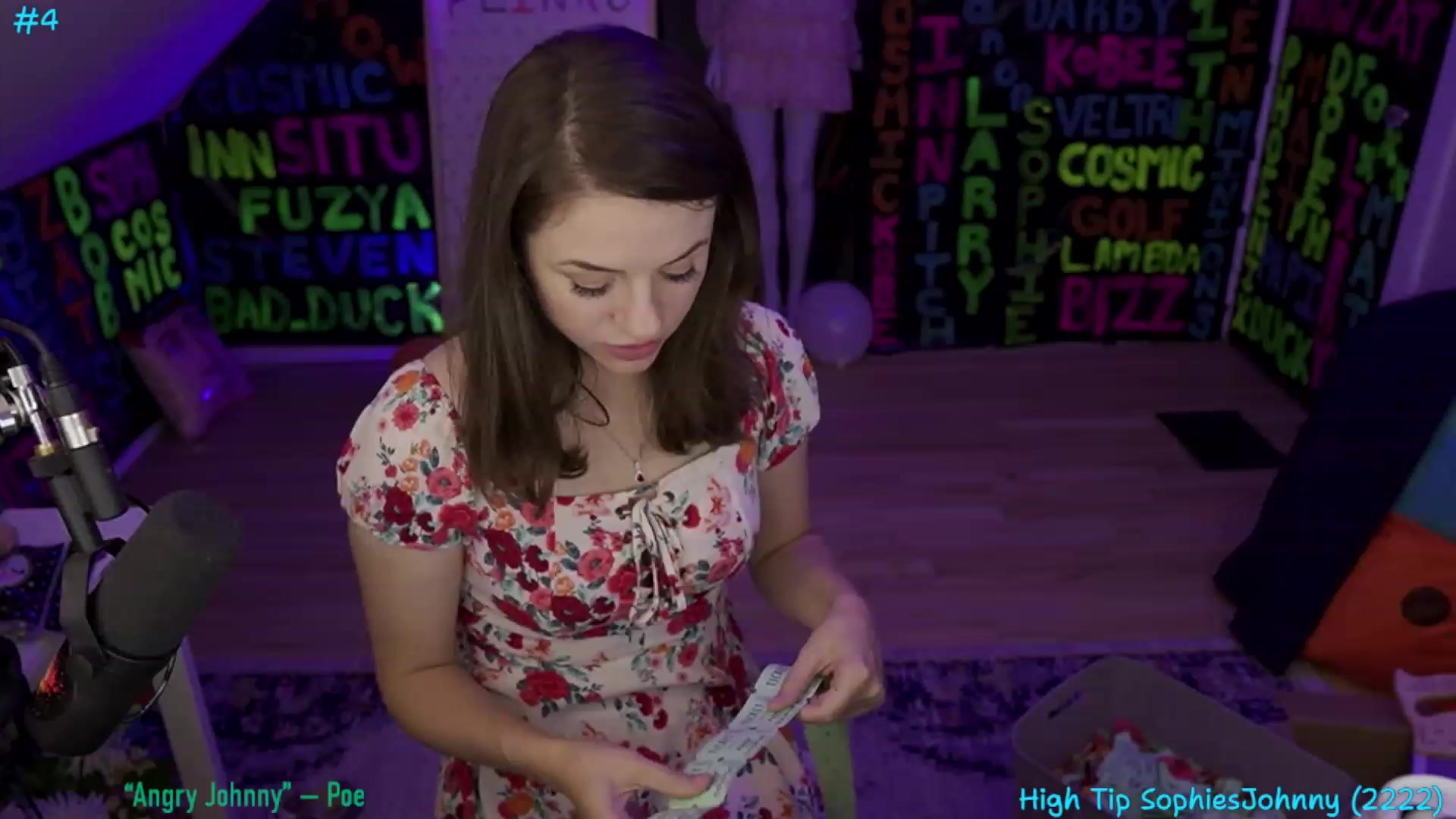 Gallery image thumbnail from XXX_Sophie's myfreecams stream on, 08/01/2023, 05:25 image 7 of 20