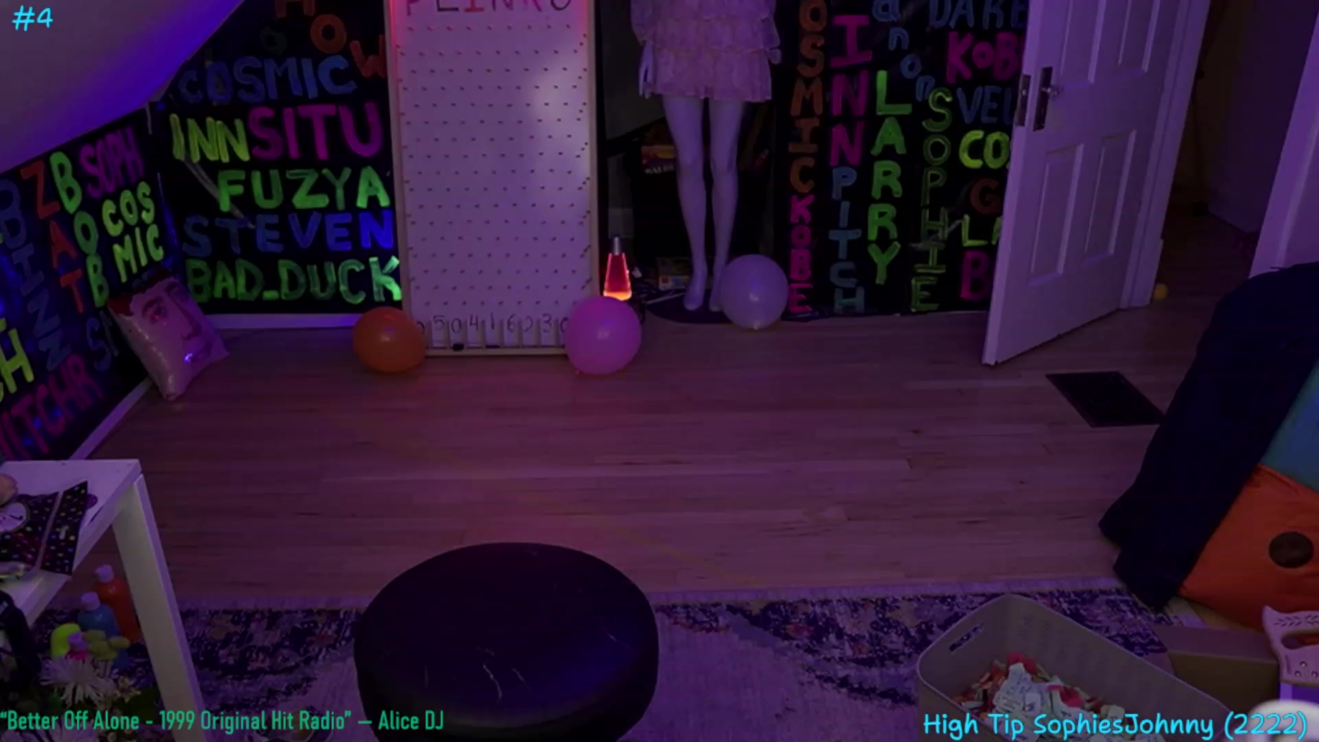 Gallery image thumbnail from XXX_Sophie's myfreecams stream on, 08/01/2023, 05:25 image 8 of 20