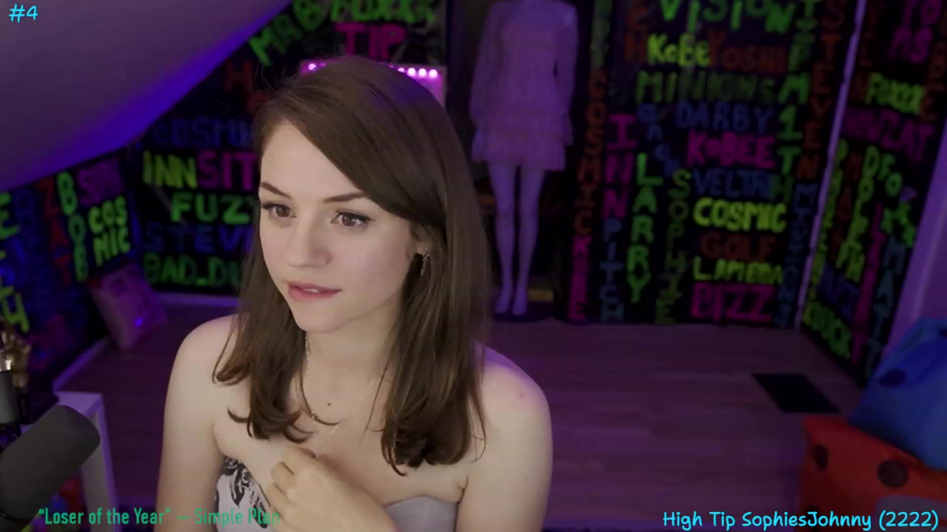 Gallery image thumbnail from XXX_Sophie's myfreecams stream on, 08/01/2023, 06:57 image 11 of 20