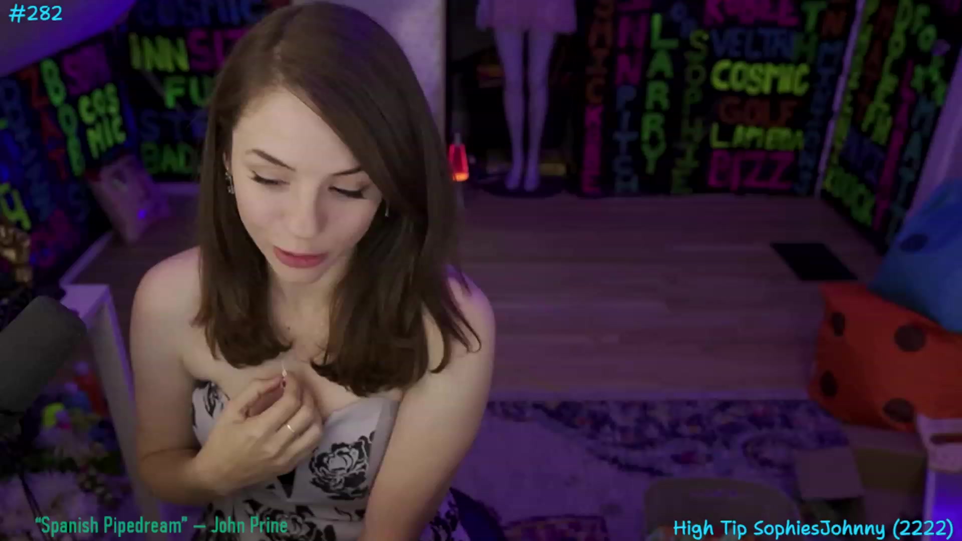 Gallery image thumbnail from XXX_Sophie's myfreecams stream on, 08/01/2023, 08:41 image 8 of 20