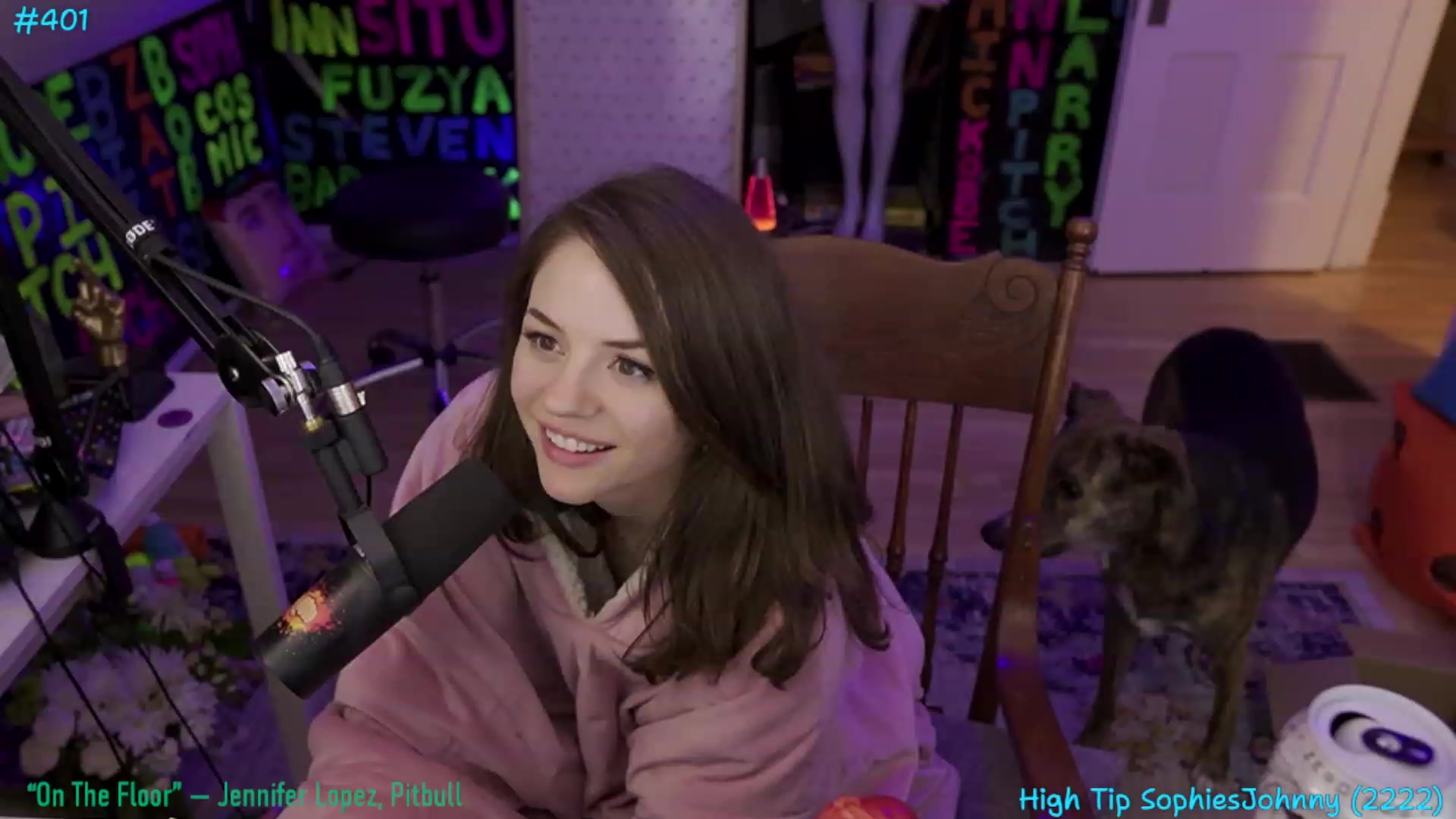 Gallery image thumbnail from XXX_Sophie's myfreecams stream on, 08/01/2023, 10:07 image 18 of 20