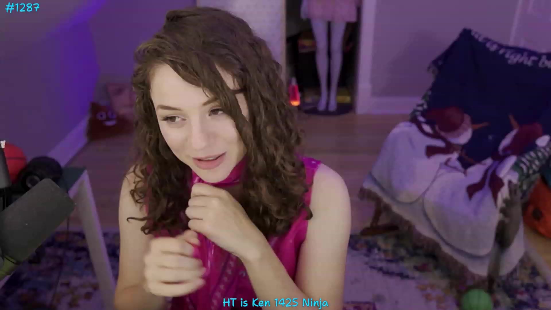 Gallery image thumbnail from XXX_Sophie's myfreecams stream on, 10/26/2023, 07:17 image 4 of 20
