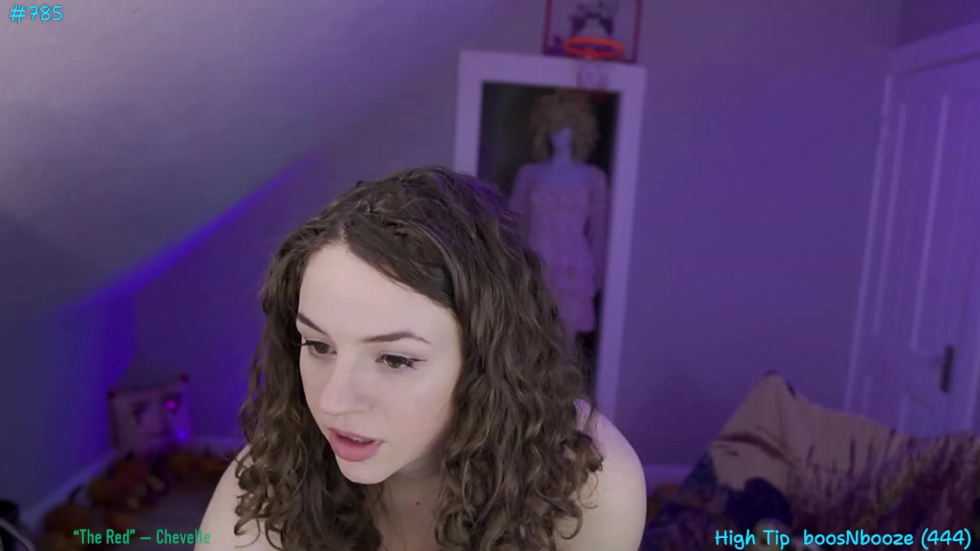 Gallery image thumbnail from XXX_Sophie's myfreecams stream on, 10/31/2023, 05:08 image 12 of 20