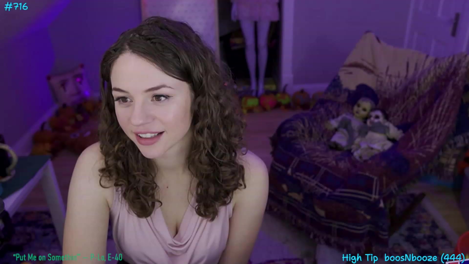 Gallery image thumbnail from XXX_Sophie's myfreecams stream on, 10/31/2023, 06:59 image 18 of 20