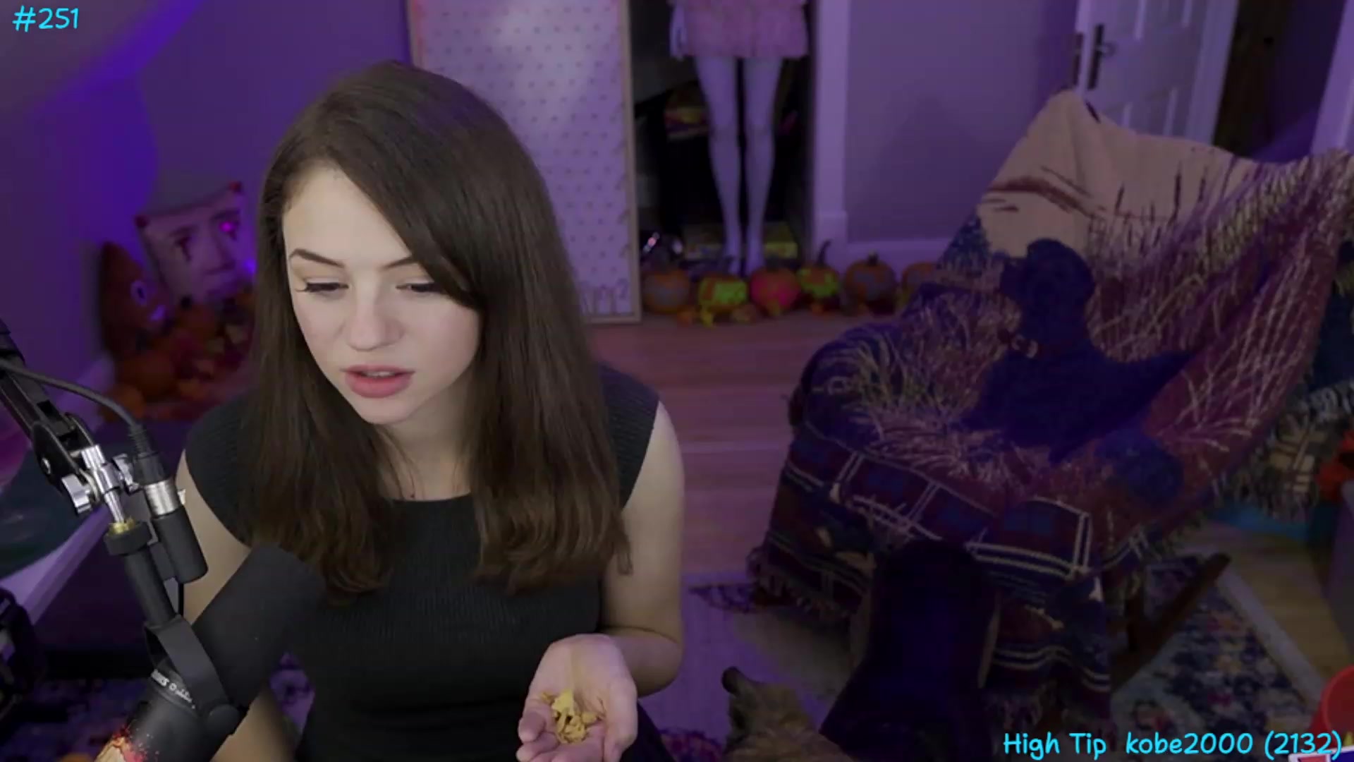 Gallery image thumbnail from XXX_Sophie's myfreecams stream on, 11/04/2023, 05:47 image 15 of 20