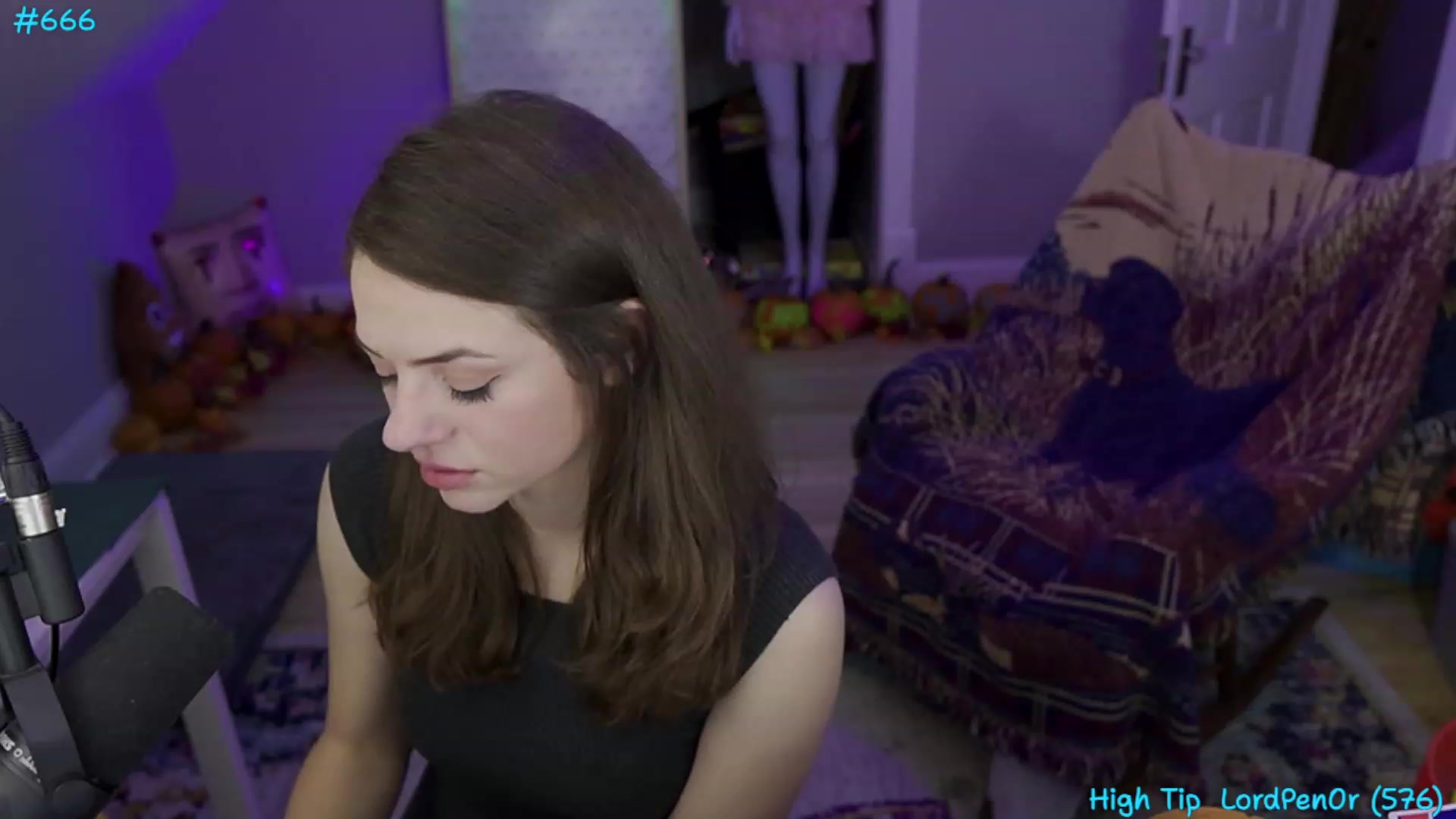 Gallery image thumbnail from XXX_Sophie's myfreecams stream on, 11/04/2023, 05:47 image 6 of 20