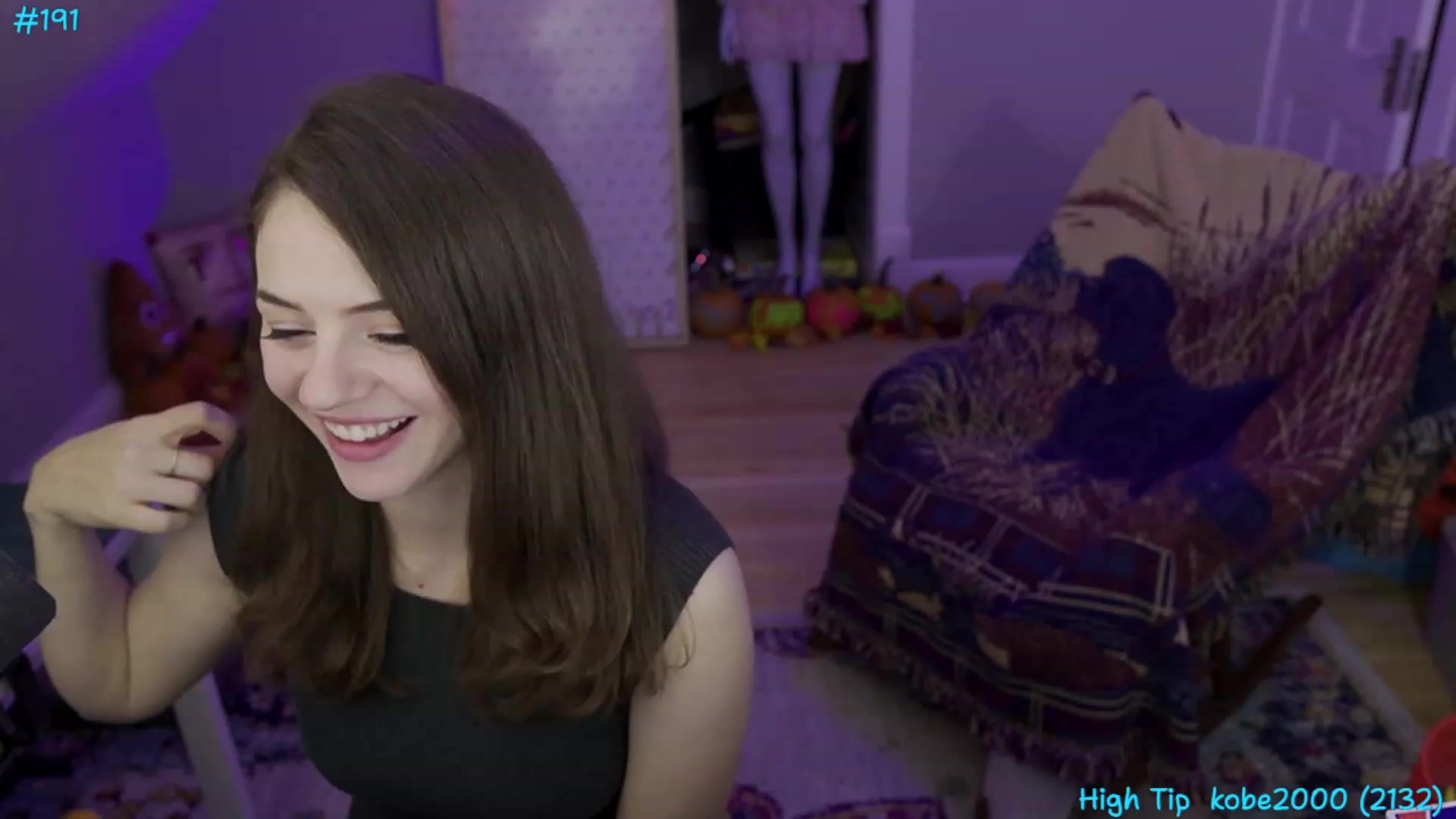 Gallery image thumbnail from XXX_Sophie's myfreecams stream on, 11/04/2023, 07:28 image 5 of 20