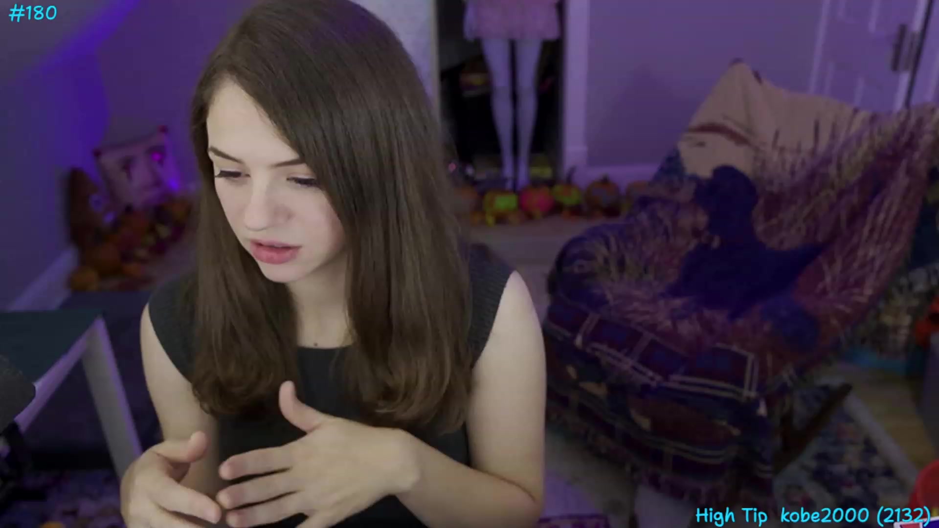 Gallery image thumbnail from XXX_Sophie's myfreecams stream on, 11/04/2023, 07:28 image 10 of 20