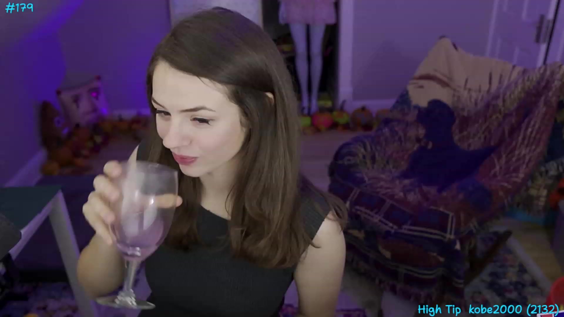 Gallery image thumbnail from XXX_Sophie's myfreecams stream on, 11/04/2023, 07:28 image 13 of 20