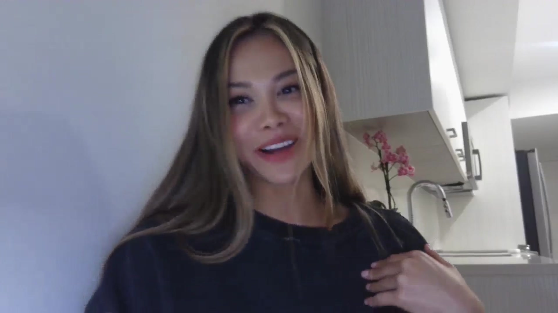 Gallery image thumbnail from XX_Angel's myfreecams stream on, 03/28/2024, 09:13 image 3 of 20
