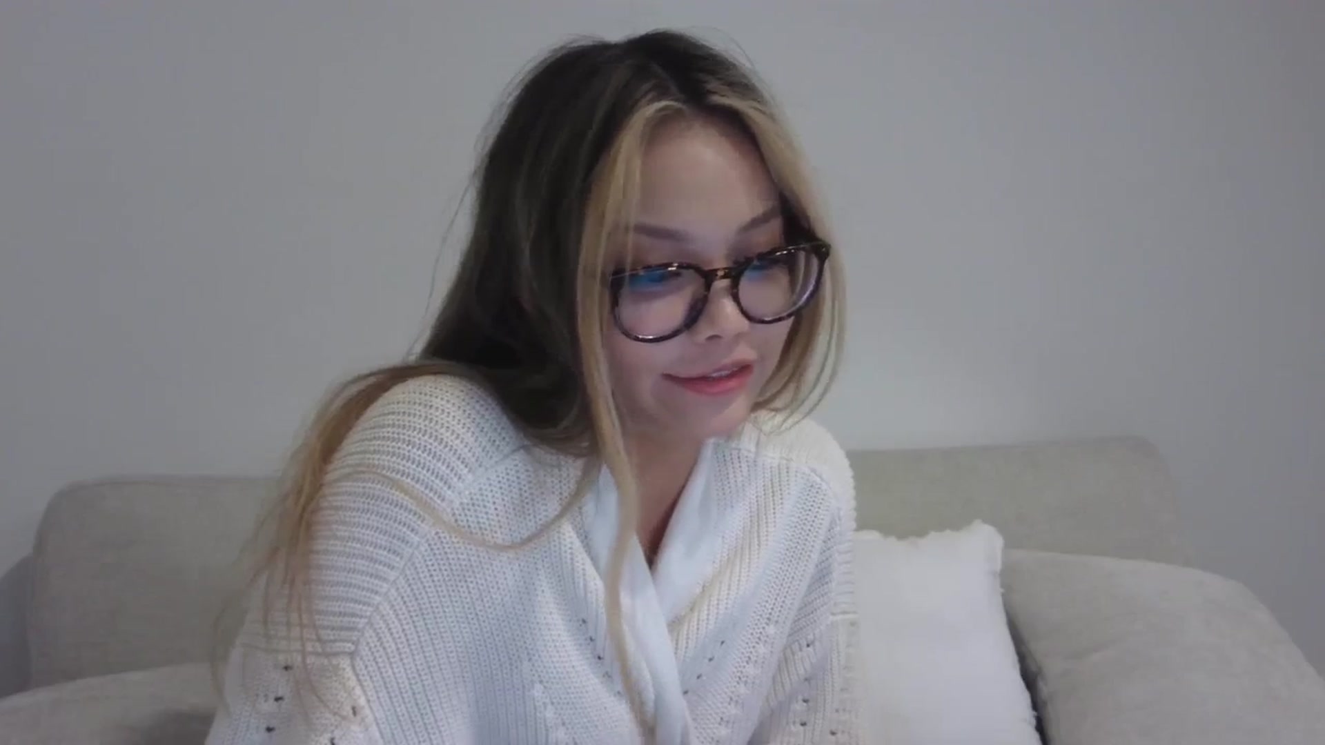 Gallery image thumbnail from XX_Angel's myfreecams stream on, 03/30/2024, 10:45 image 20 of 20
