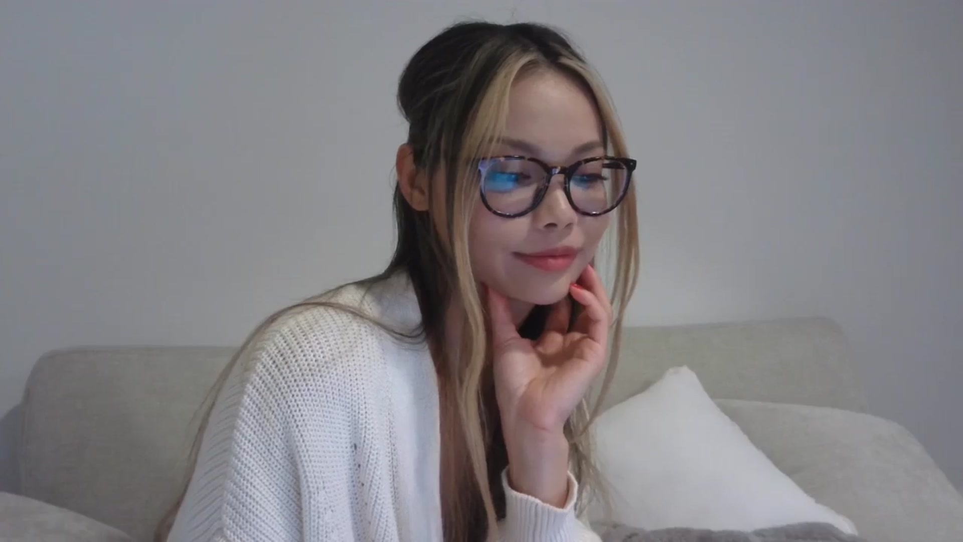 Gallery image thumbnail from XX_Angel's myfreecams stream on, 03/30/2024, 11:36 image 7 of 20