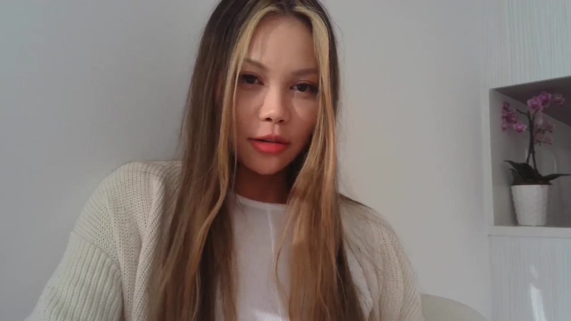 Gallery image thumbnail from XX_Angel's myfreecams stream on, 03/30/2024, 14:15 image 2 of 20