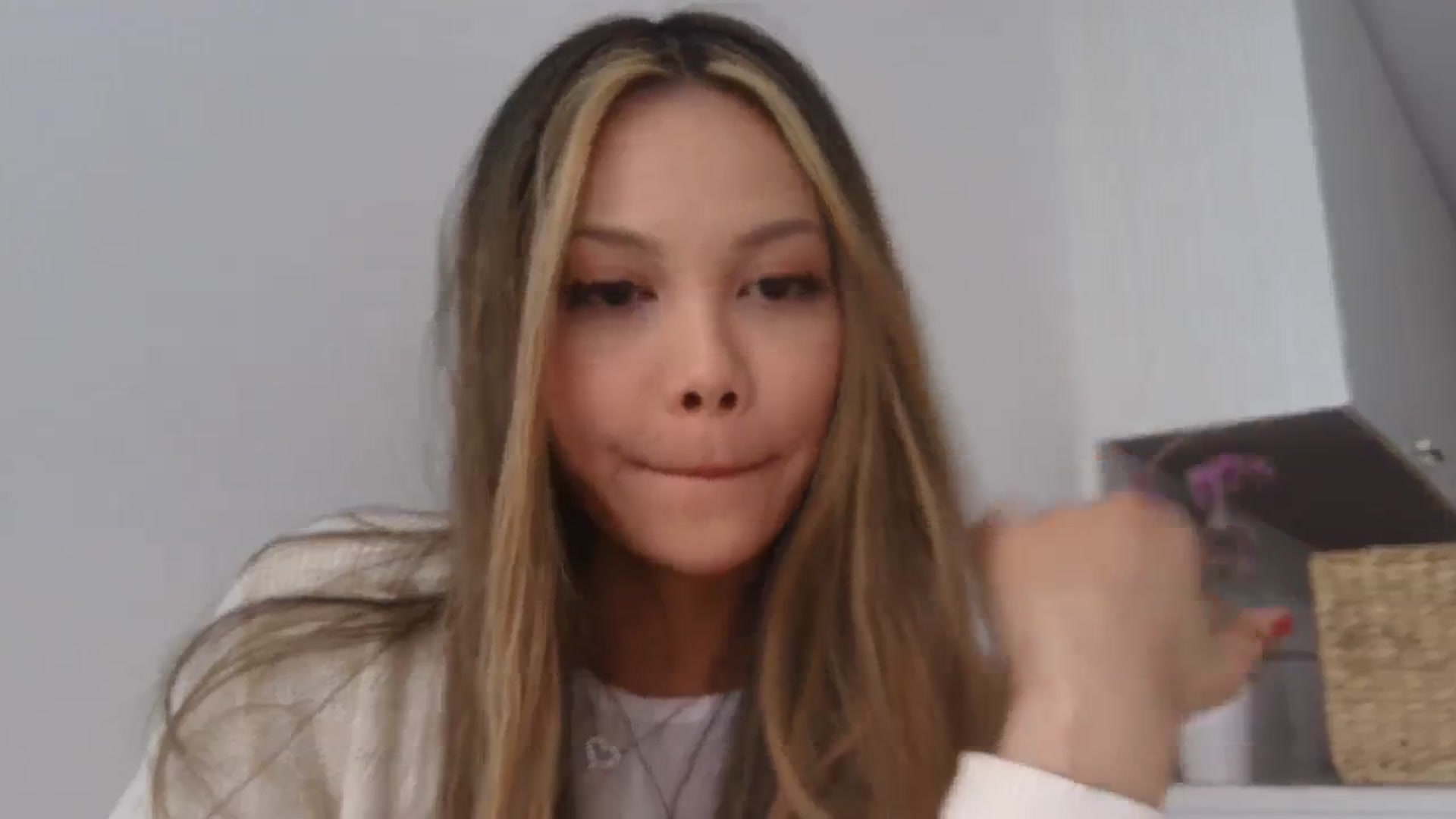 Gallery image thumbnail from XX_Angel's myfreecams stream on, 03/30/2024, 14:15 image 6 of 20