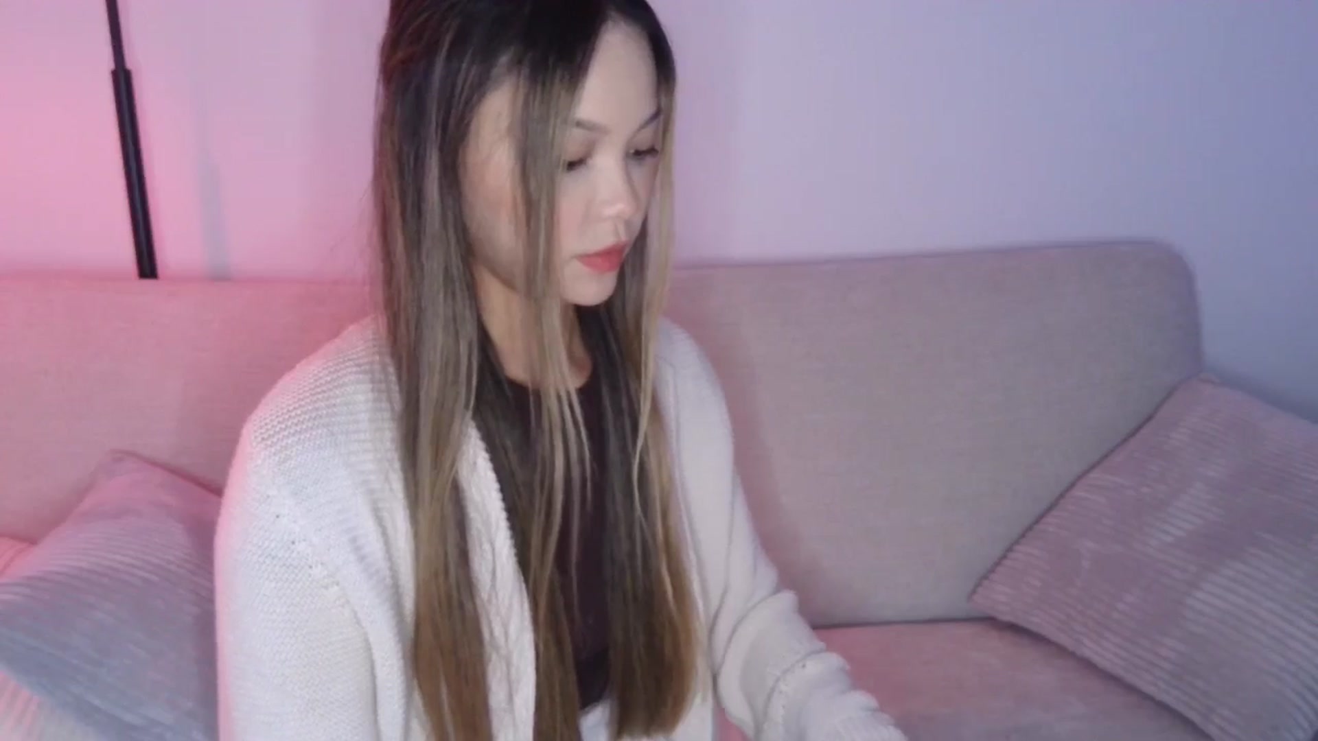 Gallery image thumbnail from XX_Angel's myfreecams stream on, 08/29/2024, 19:31 image 7 of 20