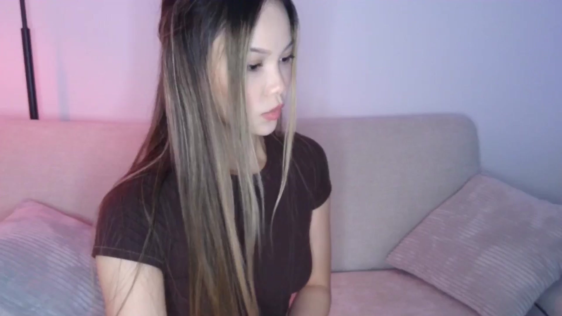 Gallery image thumbnail from XX_Angel's myfreecams stream on, 08/29/2024, 19:31 image 17 of 20