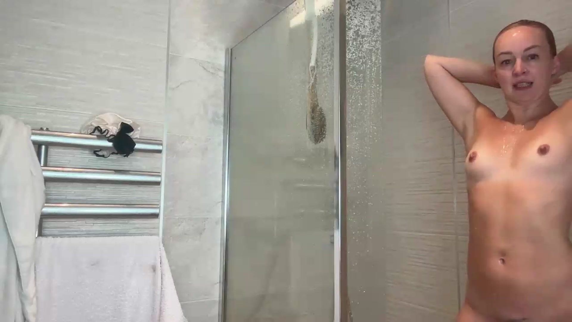 Gallery image thumbnail from XXsweetgirlXX's myfreecams stream on, 08/11/2026, 08:23 image 19 of 20