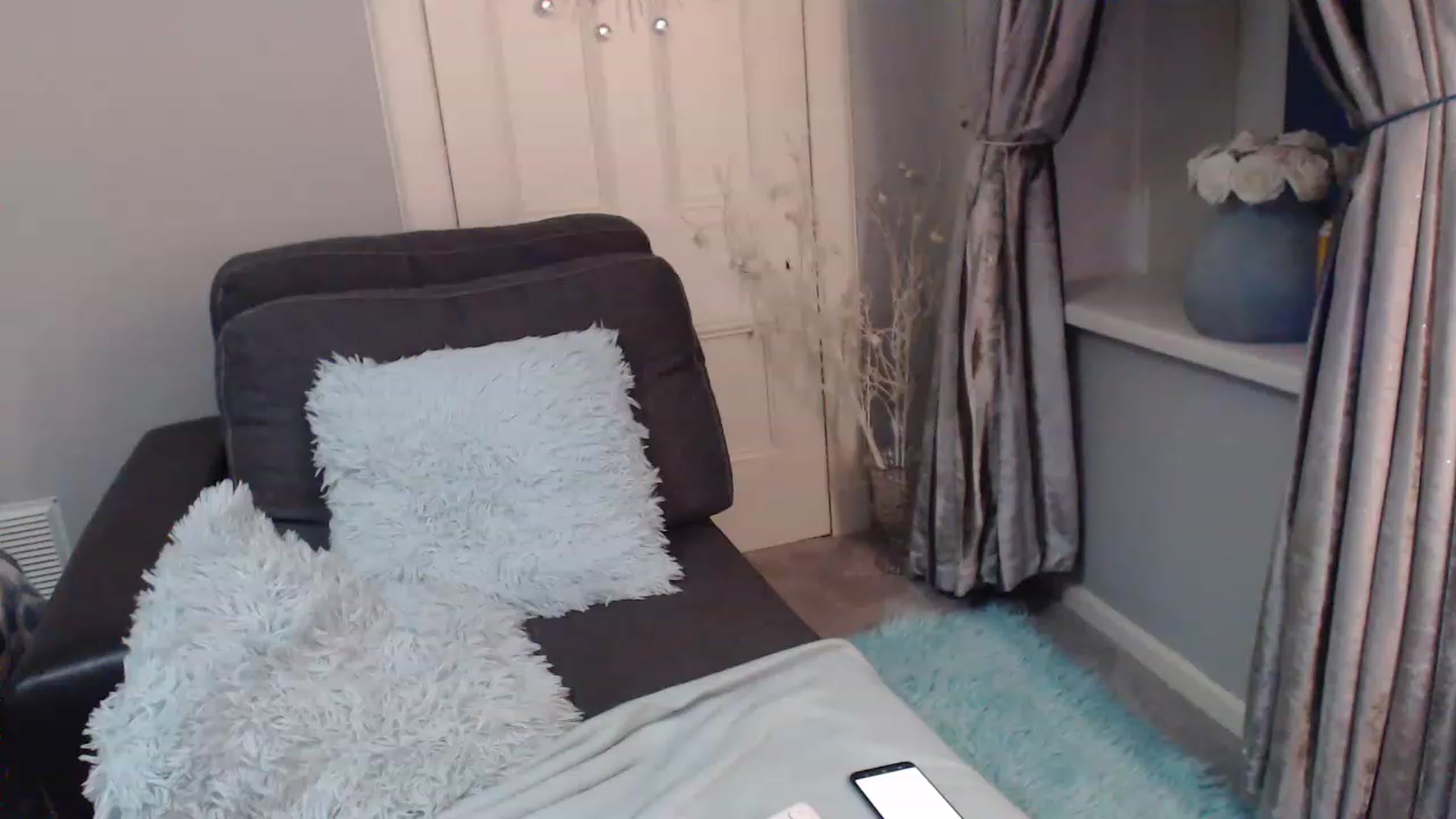 Gallery image thumbnail from X_STAR_X's myfreecams stream on, 04/16/2023, 24:02 image 18 of 20