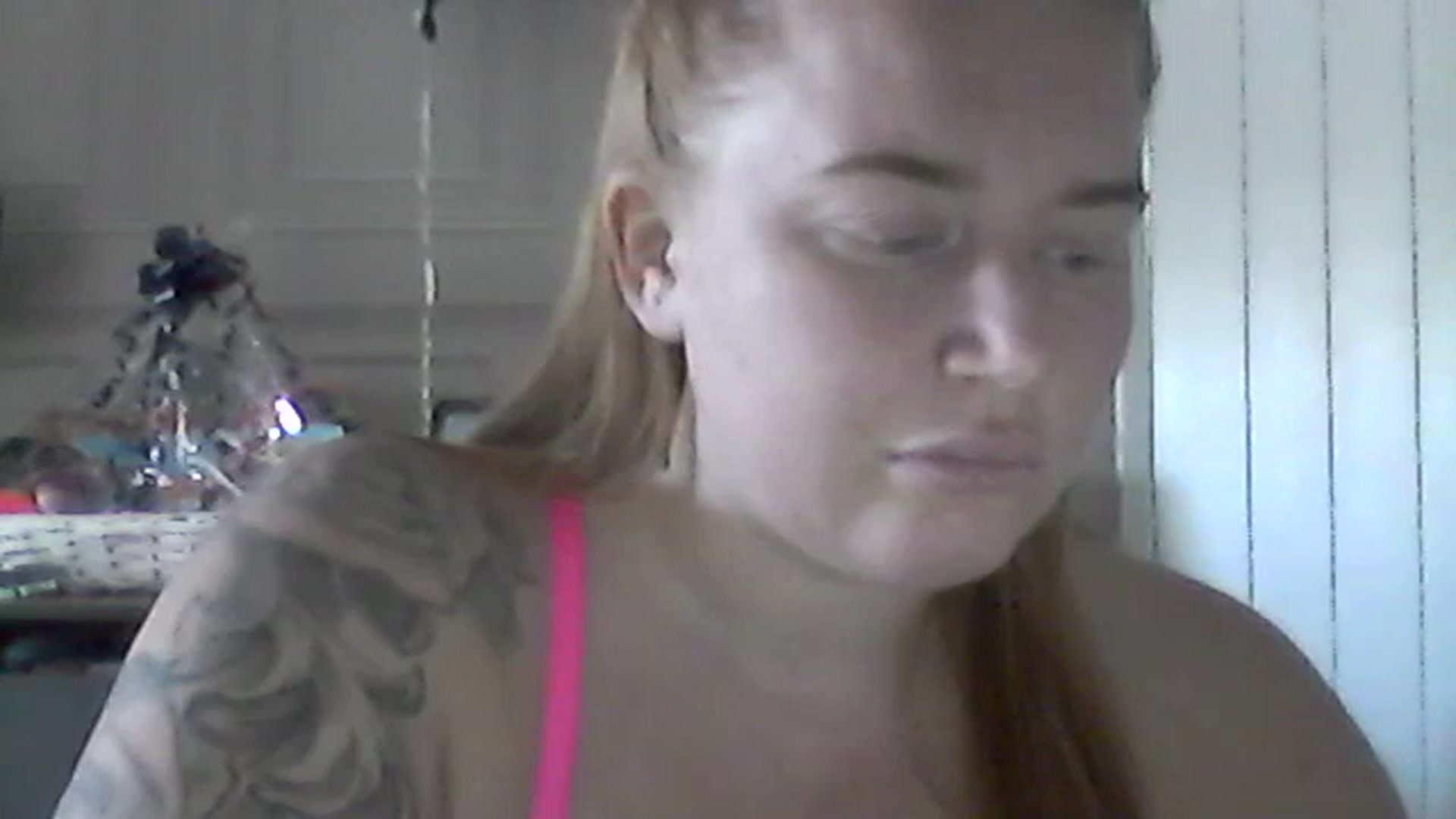 Gallery image thumbnail from X_TALLOULAH_X's myfreecams stream on, 06/17/2024, 11:06 image 8 of 20