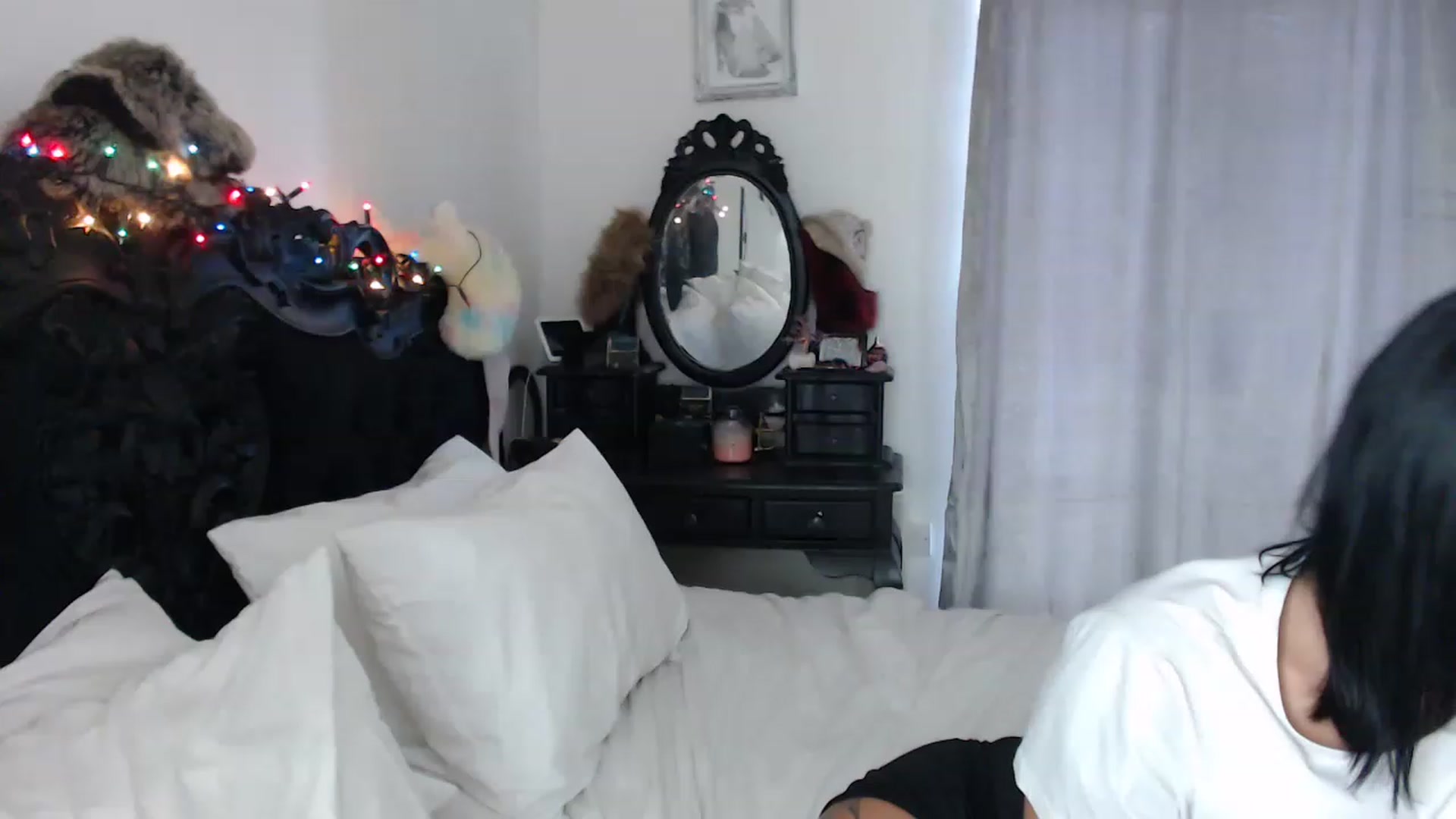 Gallery image thumbnail from Xbabe_Skyler's myfreecams stream on, 12/07/2022, 12:38 image 18 of 20