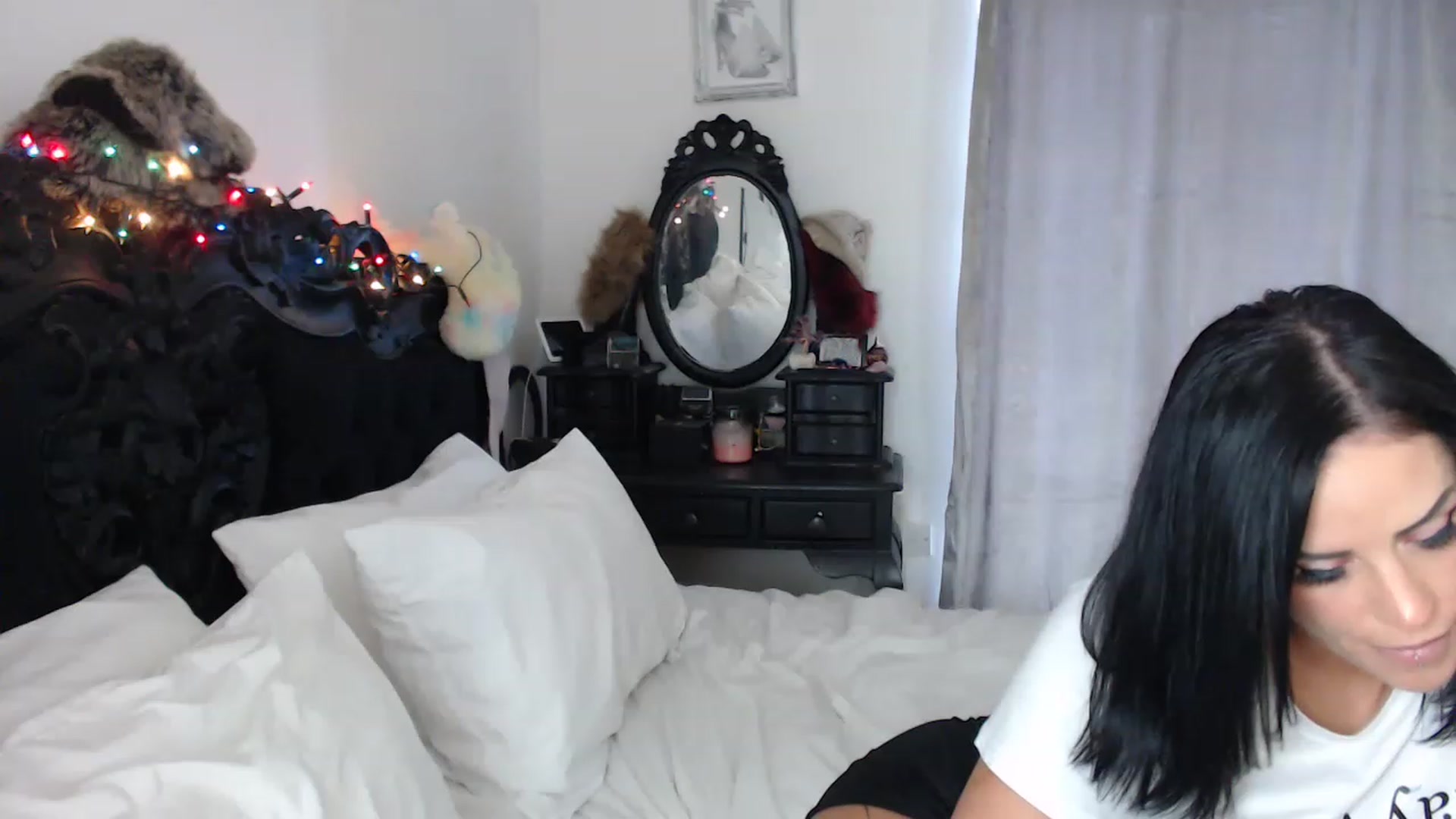 Gallery image thumbnail from Xbabe_Skyler's myfreecams stream on, 12/07/2022, 12:38 image 6 of 20