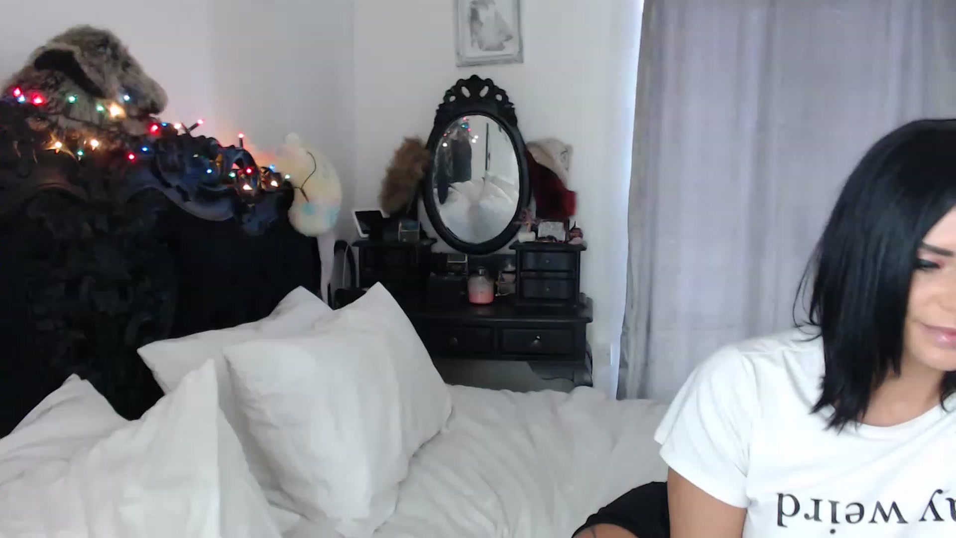 Gallery image thumbnail from Xbabe_Skyler's myfreecams stream on, 12/07/2022, 12:38 image 17 of 20