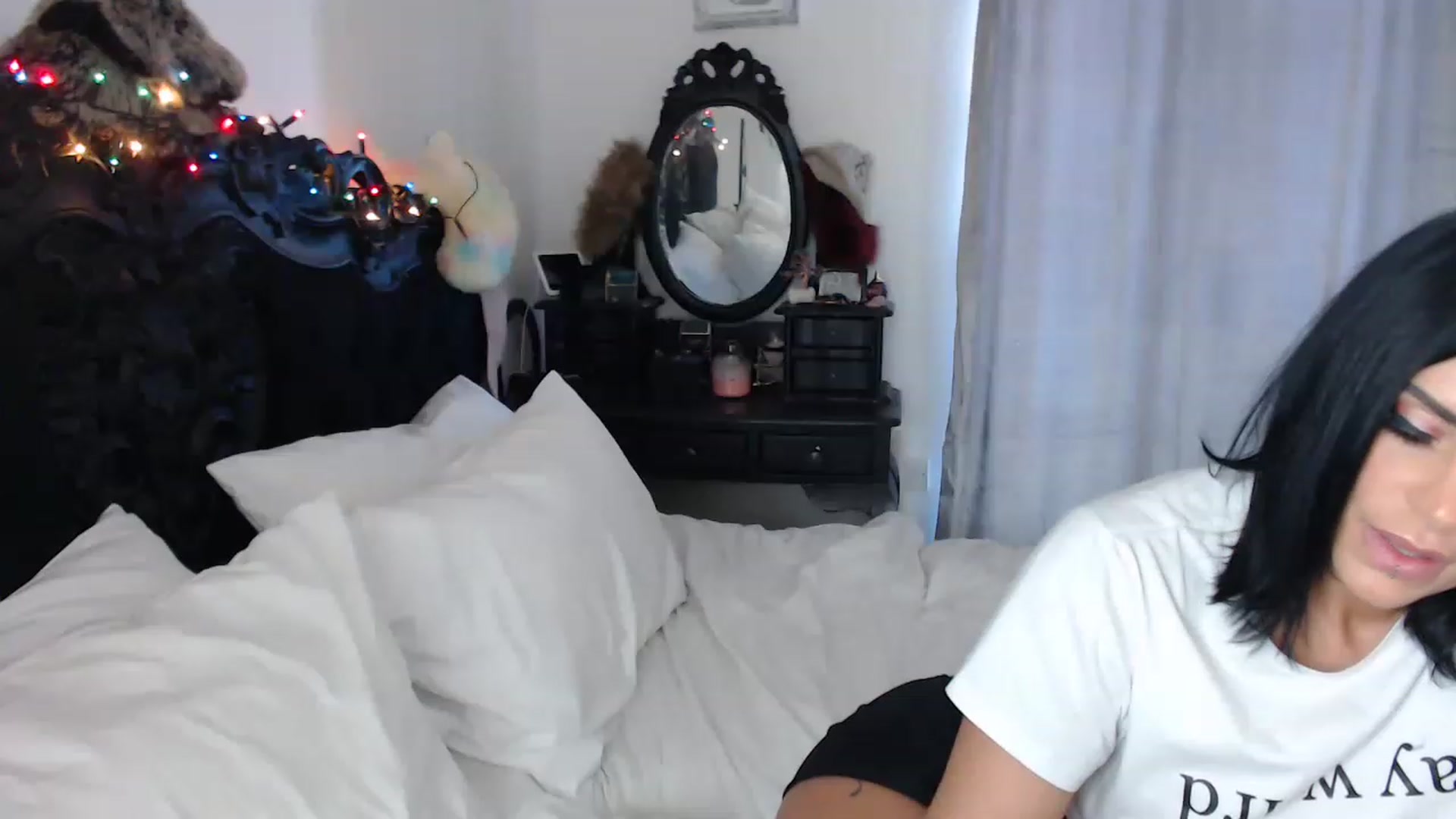 Gallery image thumbnail from Xbabe_Skyler's myfreecams stream on, 12/07/2022, 13:08 image 20 of 20