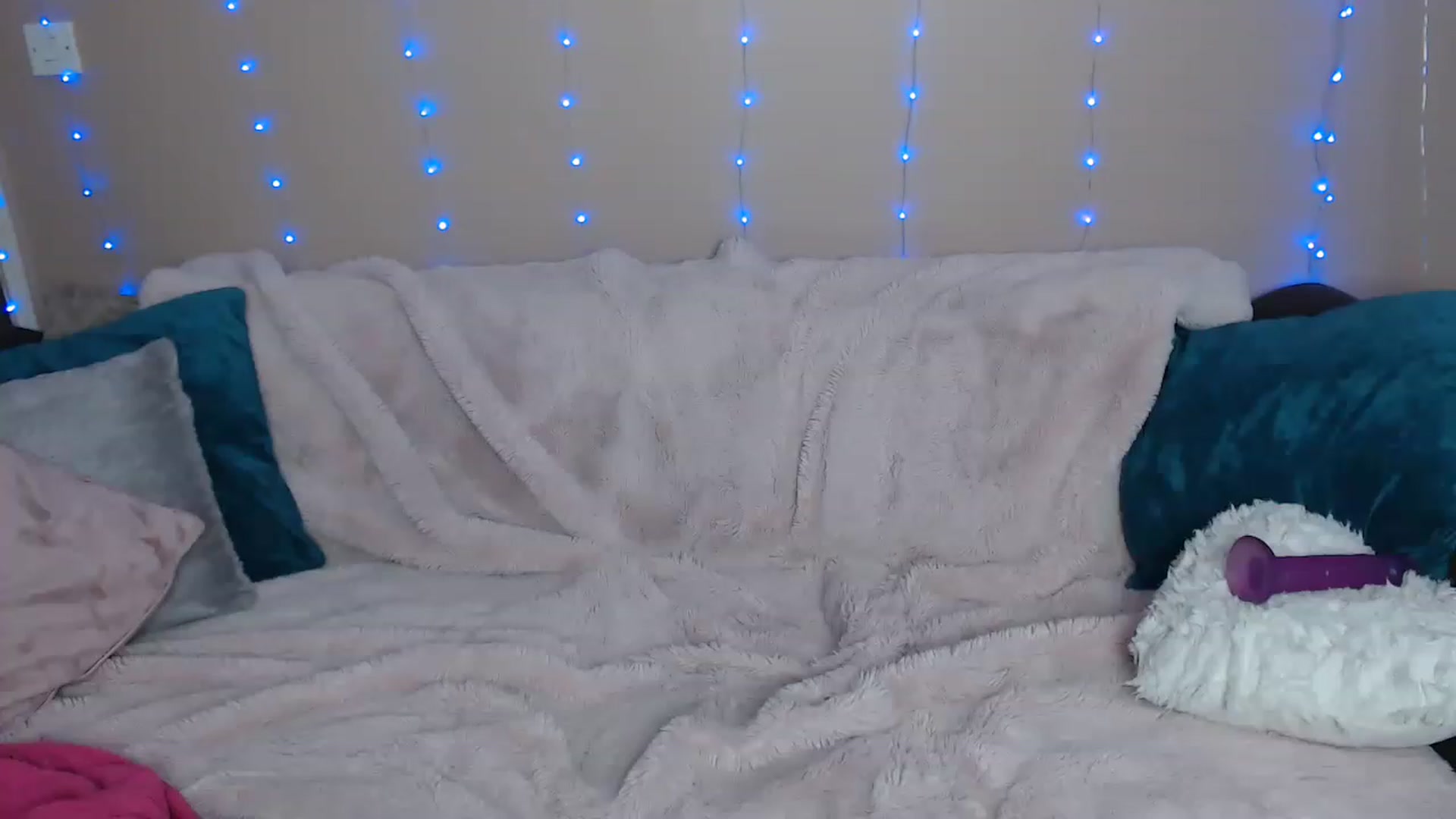 Gallery image thumbnail from Xbabe_Skyler's myfreecams stream on, 04/24/2023, 11:29 image 15 of 20