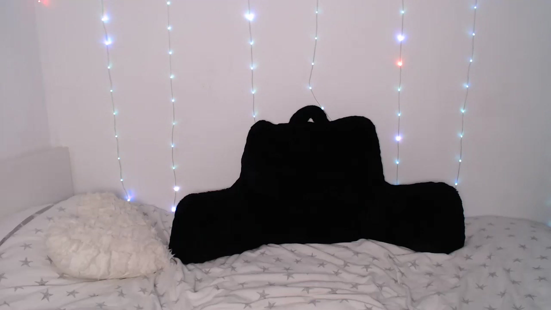 Gallery image thumbnail from Xbabe_Skyler's myfreecams stream on, 08/28/2024, 13:03 image 6 of 20
