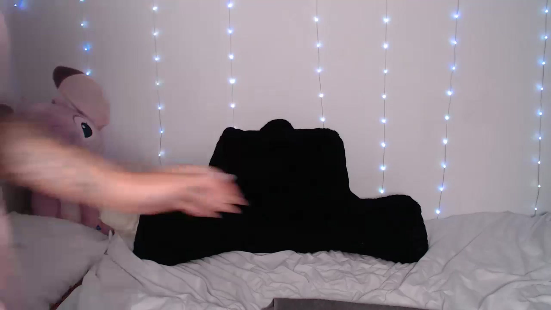 Gallery image thumbnail from Xbabe_Skyler's myfreecams stream on, 09/14/2024, 13:33 image 1 of 20