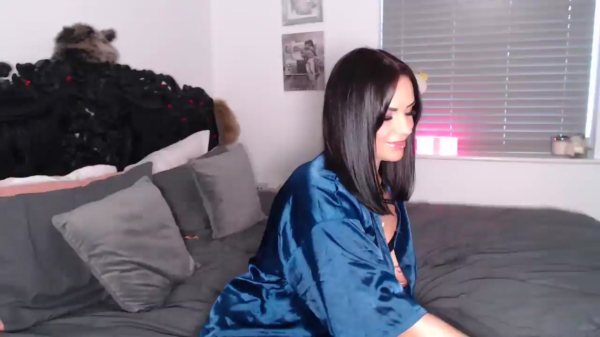 Gallery image thumbnail from Xbabe_Skyler's myfreecams stream on, 01/15/2025, 11:59 image 14 of 20