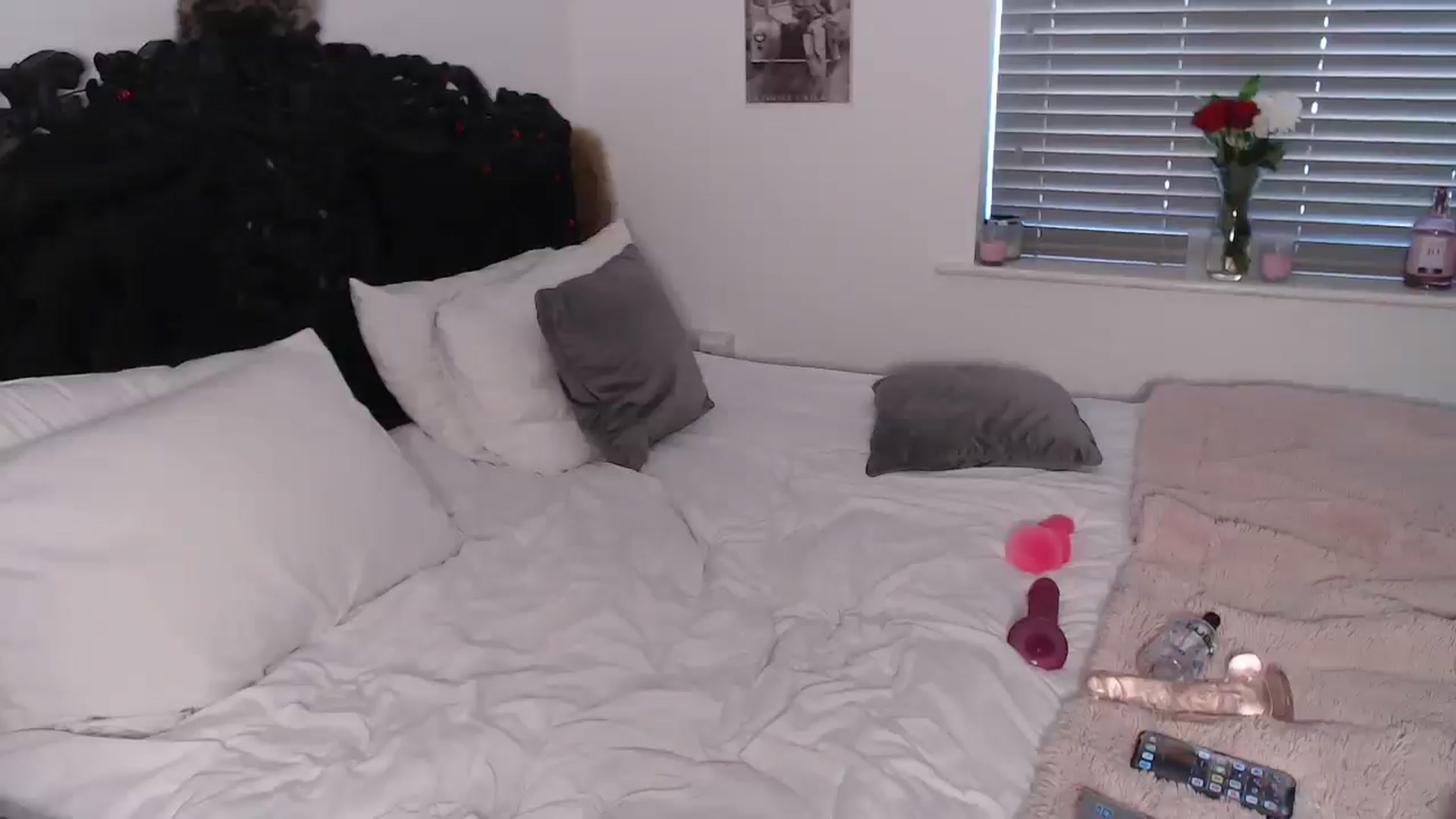 Gallery image thumbnail from Xbabe_Skyler's myfreecams stream on, 04/10/2025, 13:36 image 7 of 20