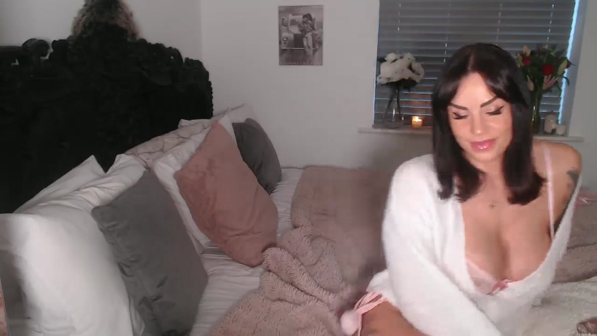 Gallery image thumbnail from Xbabe_Skyler's myfreecams stream on, 01/10/2026, 14:57 image 11 of 20