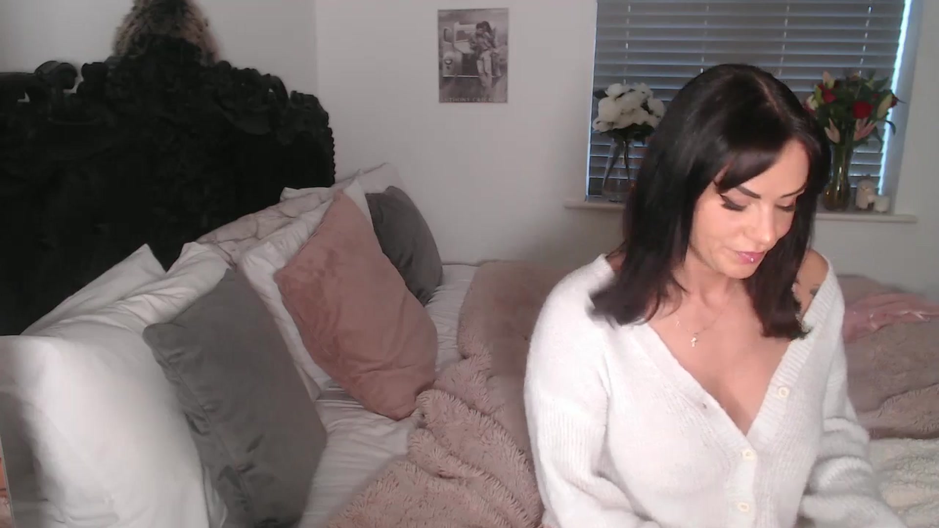 Gallery image thumbnail from Xbabe_Skyler's myfreecams stream on, 01/10/2026, 14:57 image 6 of 20
