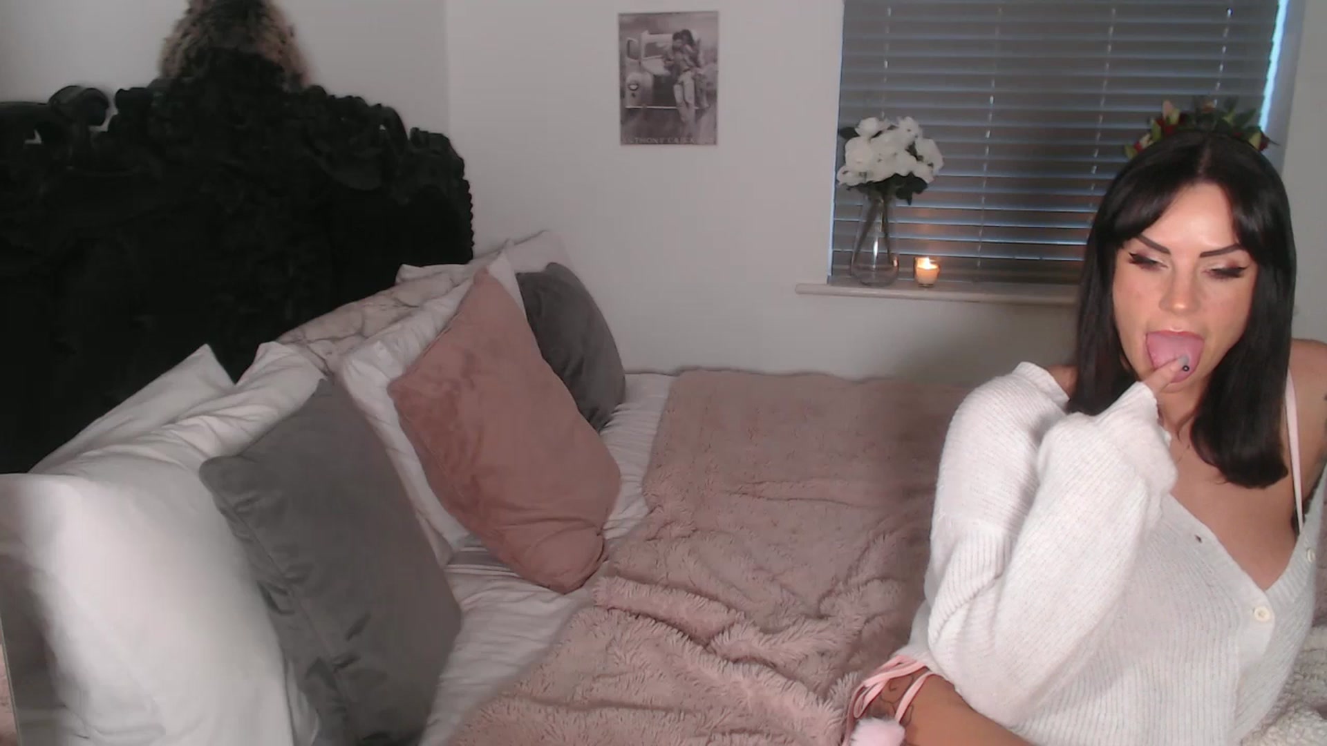 Gallery image thumbnail from Xbabe_Skyler's myfreecams stream on, 01/10/2026, 14:57 image 15 of 20