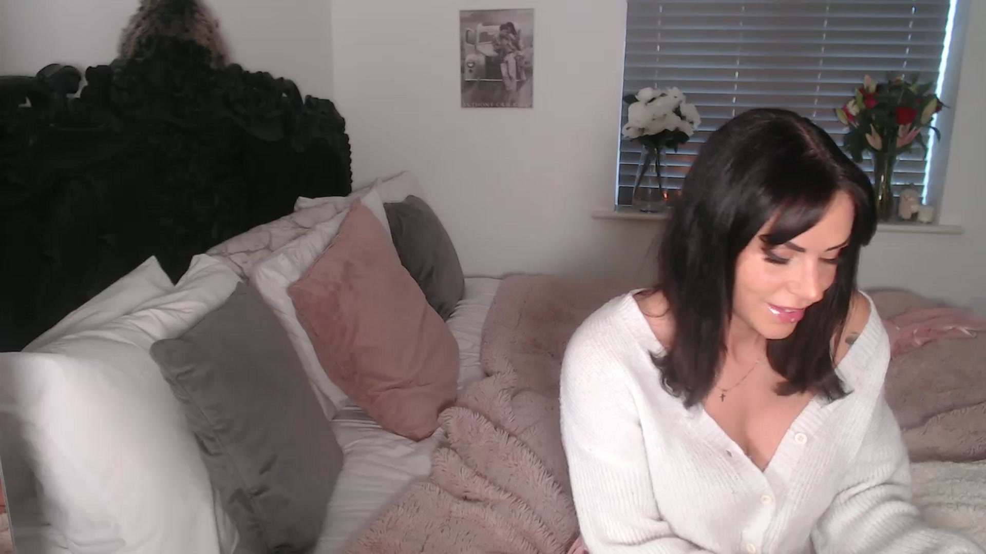 Gallery image thumbnail from Xbabe_Skyler's myfreecams stream on, 01/10/2026, 14:57 image 7 of 20
