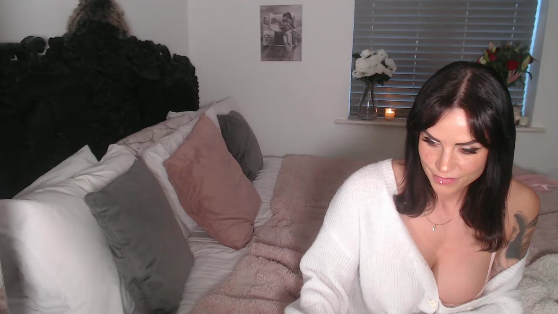 Gallery image thumbnail from Xbabe_Skyler's myfreecams stream on, 01/10/2026, 14:57 image 17 of 20
