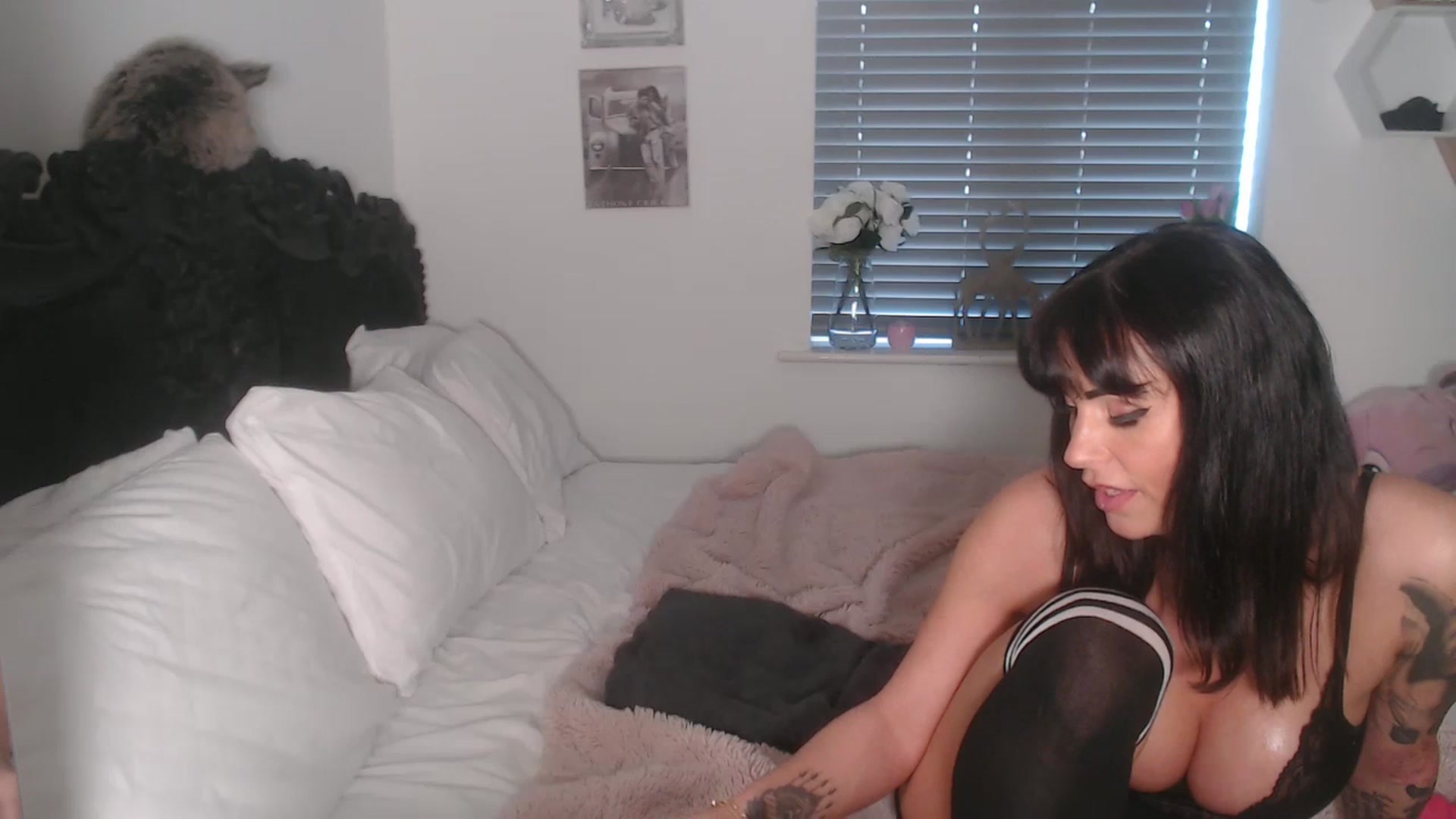 Gallery image thumbnail from Xbabe_Skyler's myfreecams stream on, 04/20/2026, 11:59 image 12 of 20