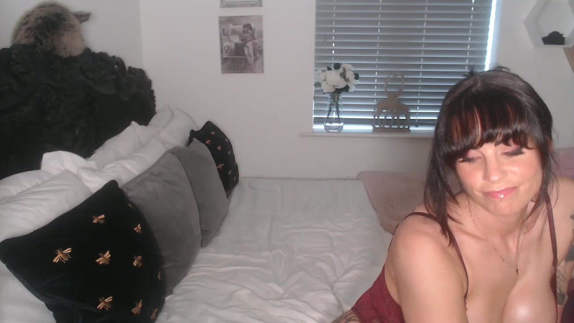 Gallery image thumbnail from Xbabe_Skyler's myfreecams stream on, 05/04/2026, 13:17 image 9 of 20