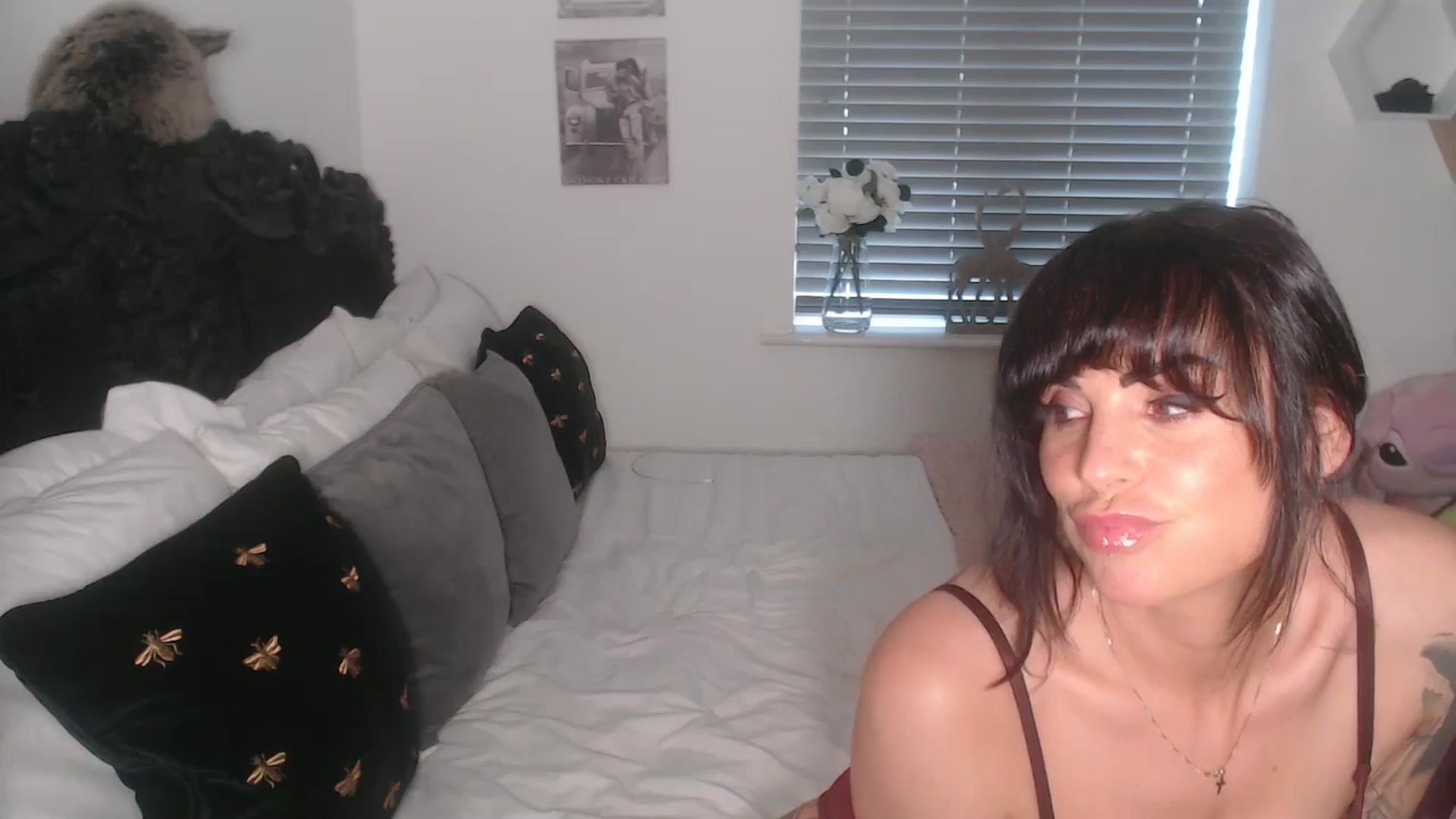 Gallery image thumbnail from Xbabe_Skyler's myfreecams stream on, 05/04/2026, 13:37 image 15 of 20