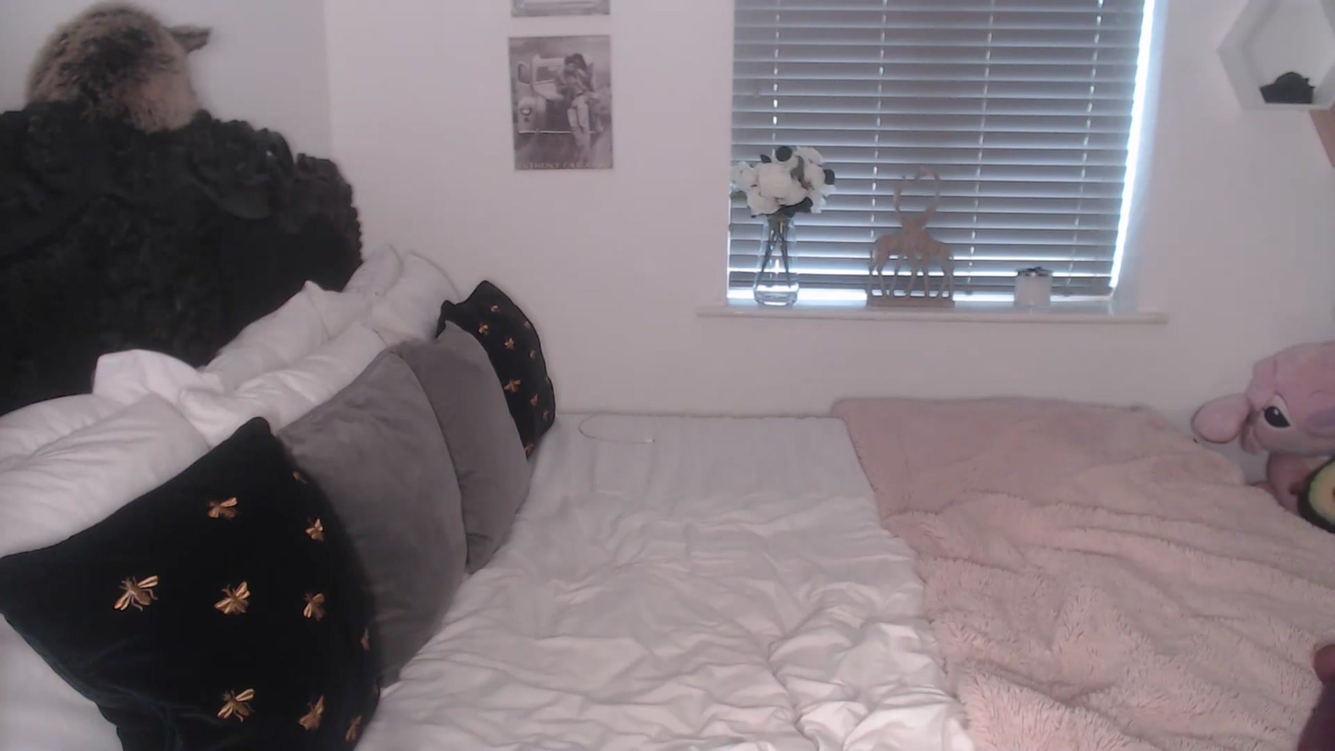 Gallery image thumbnail from Xbabe_Skyler's myfreecams stream on, 05/04/2026, 13:37 image 2 of 20