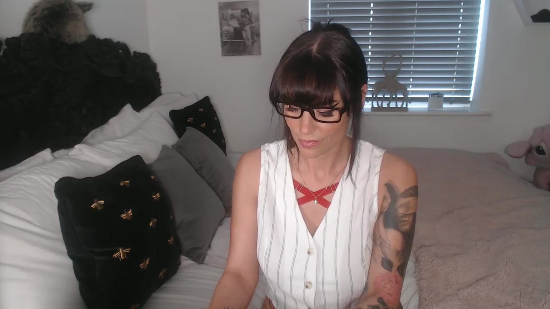 Gallery image thumbnail from Xbabe_Skyler's myfreecams stream on, 05/05/2026, 10:53 image 4 of 20