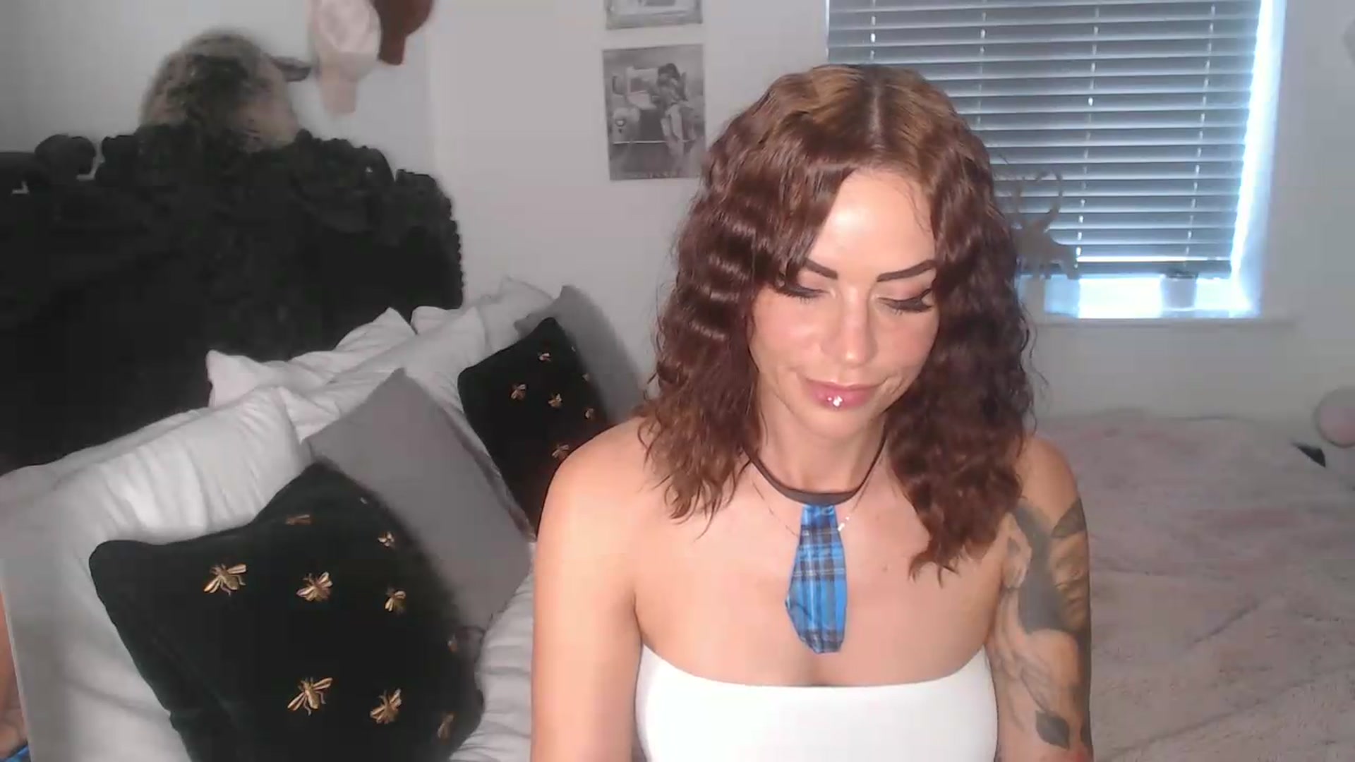 Gallery image thumbnail from Xbabe_Skyler's myfreecams stream on, 06/19/2026, 12:13 image 15 of 20