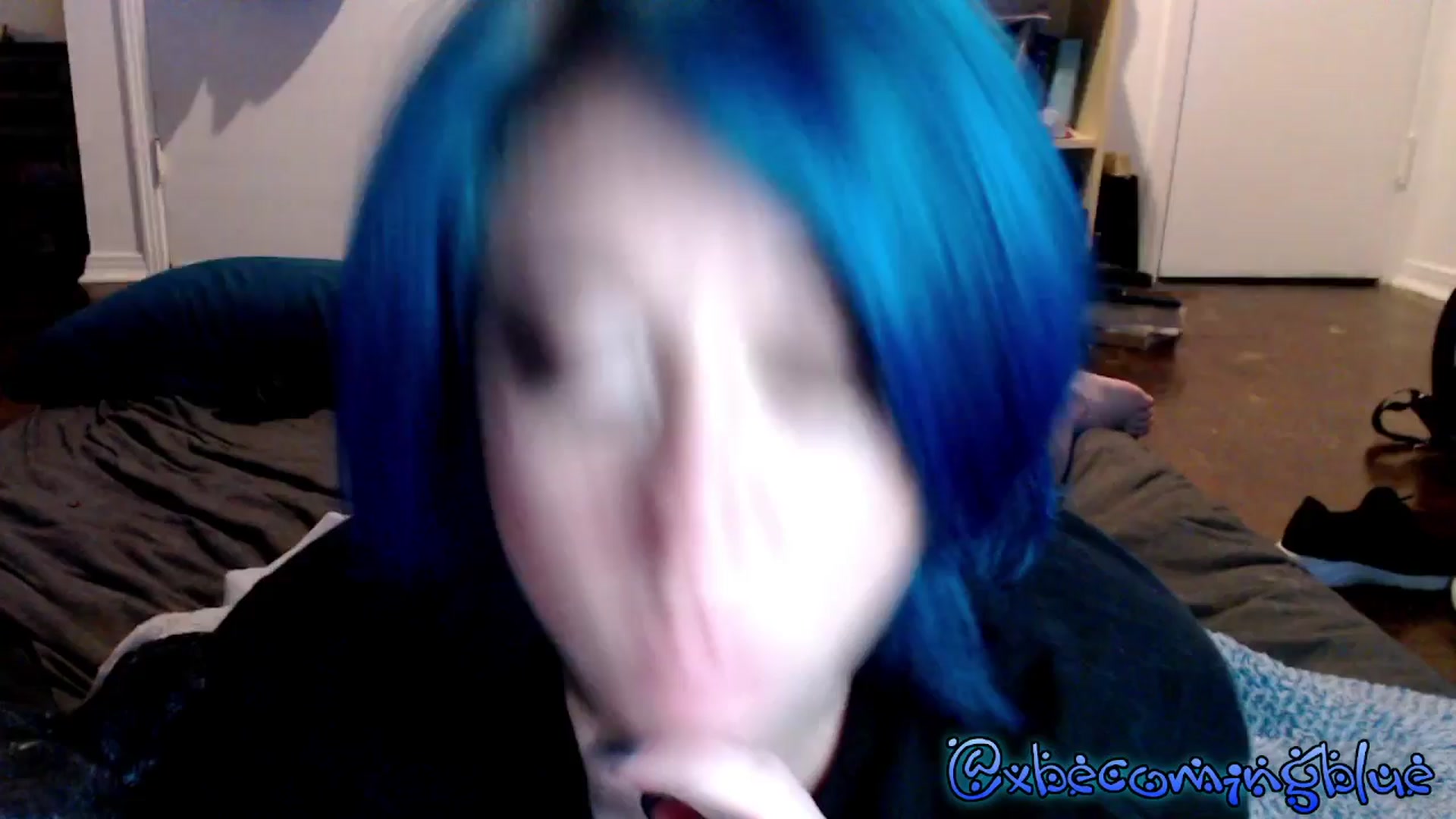 Gallery image thumbnail from Xbecomingblue's myfreecams stream on, 05/11/2025, 07:11 image 7 of 20