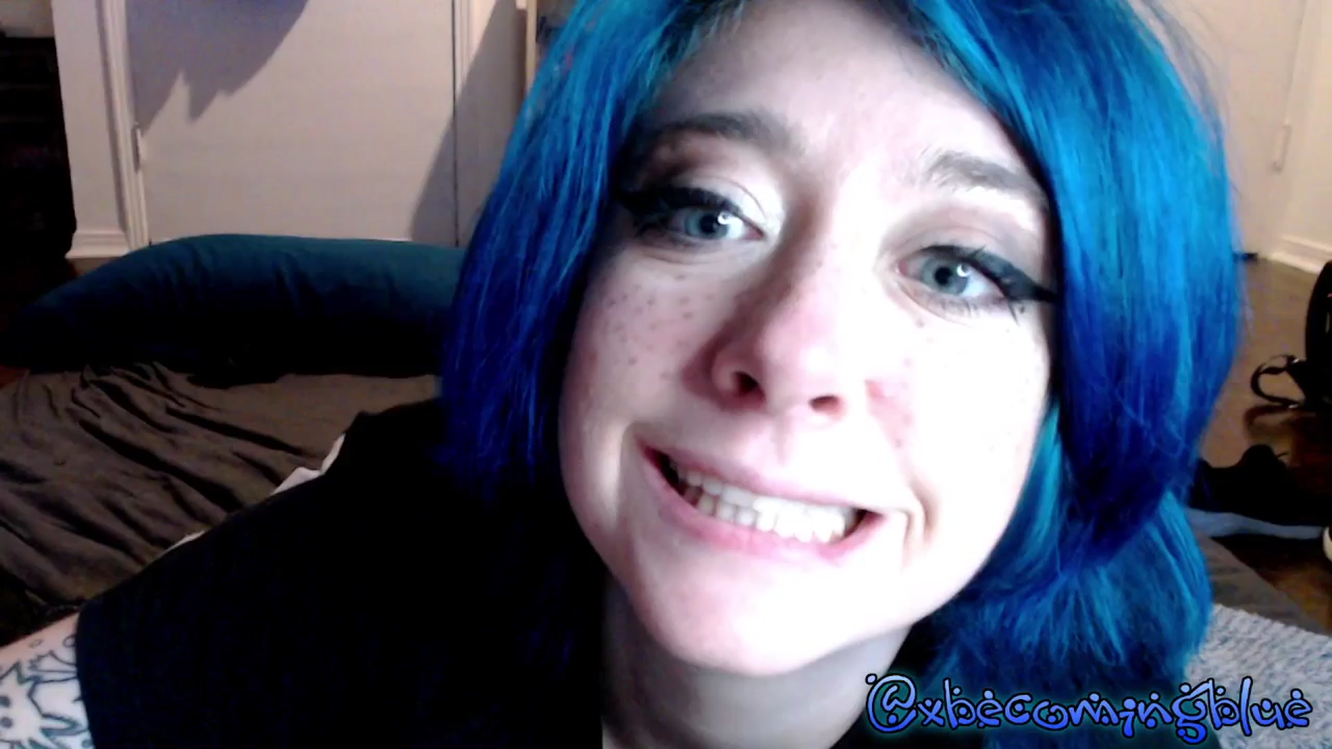 Gallery image thumbnail from Xbecomingblue's myfreecams stream on, 05/11/2025, 07:11 image 4 of 20