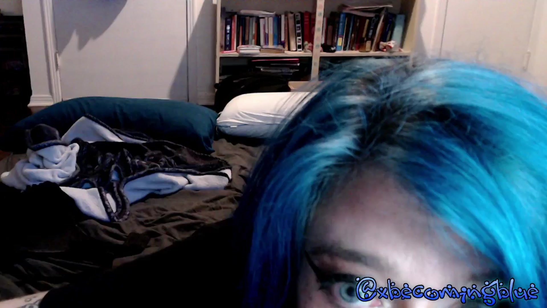 Gallery image thumbnail from Xbecomingblue's myfreecams stream on, 05/11/2025, 07:11 image 2 of 20