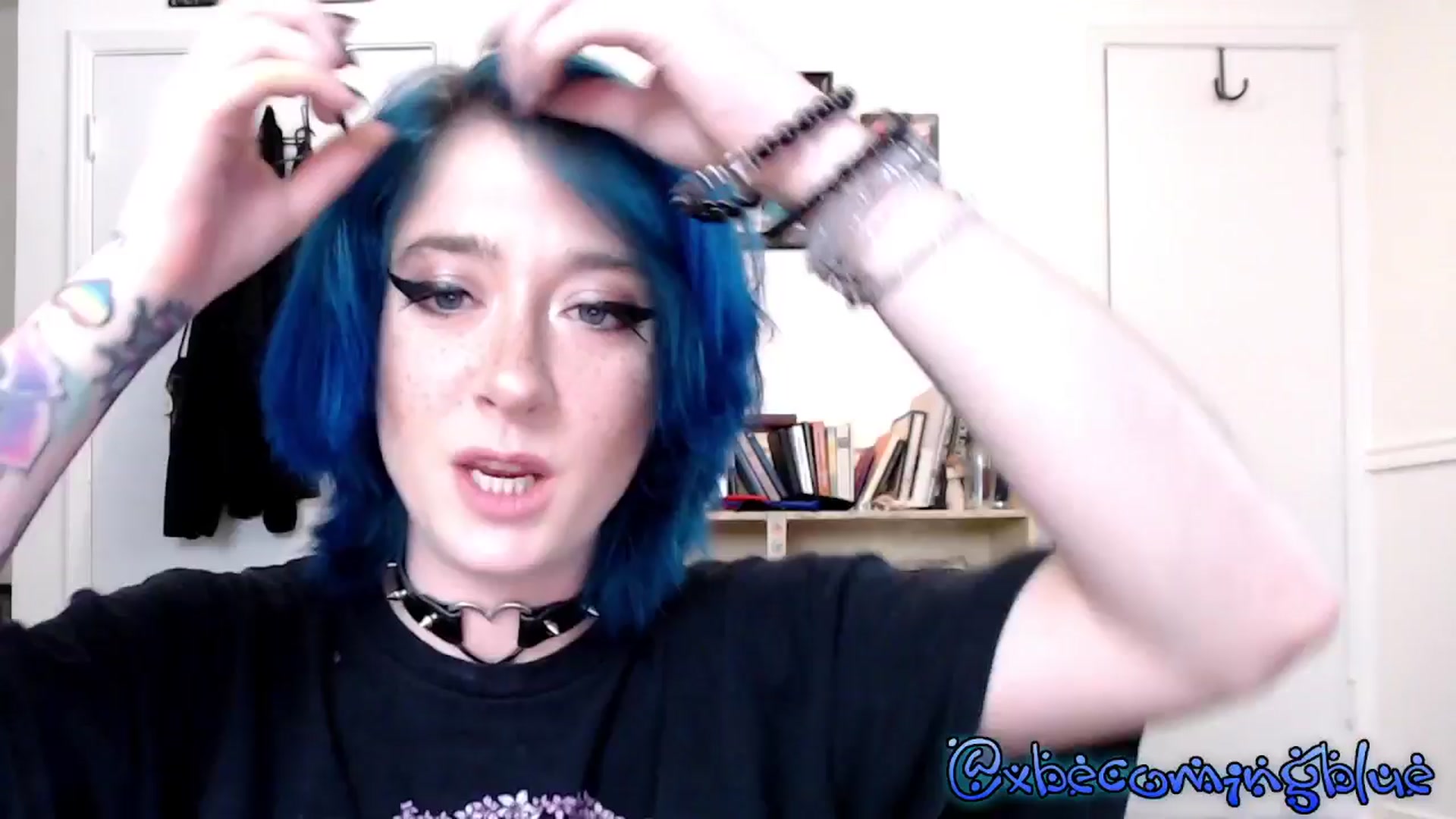 Gallery image thumbnail from Xbecomingblue's myfreecams stream on, 05/12/2025, 20:19 image 14 of 20