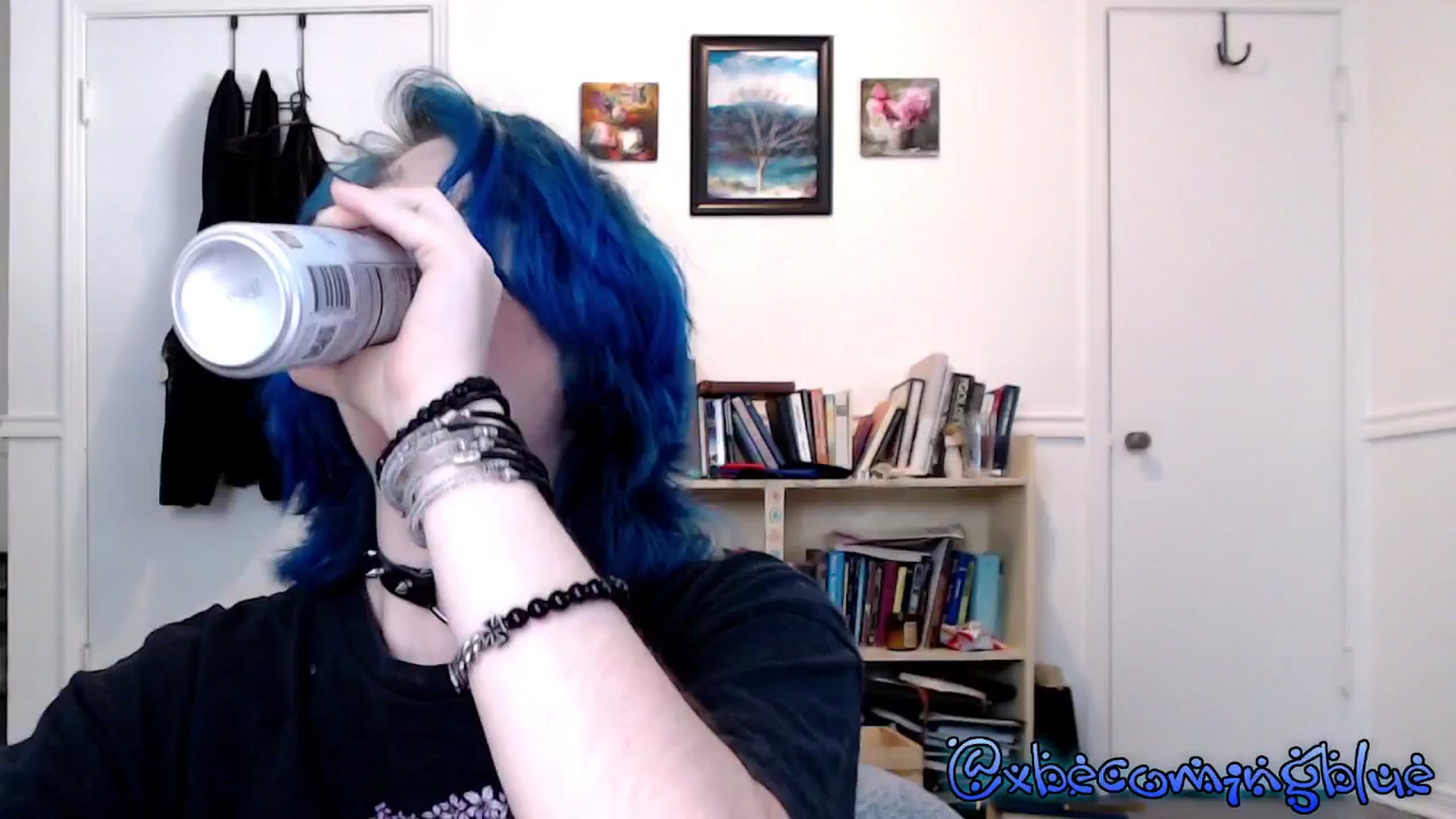 Gallery image thumbnail from Xbecomingblue's myfreecams stream on, 05/12/2025, 22:04 image 5 of 20