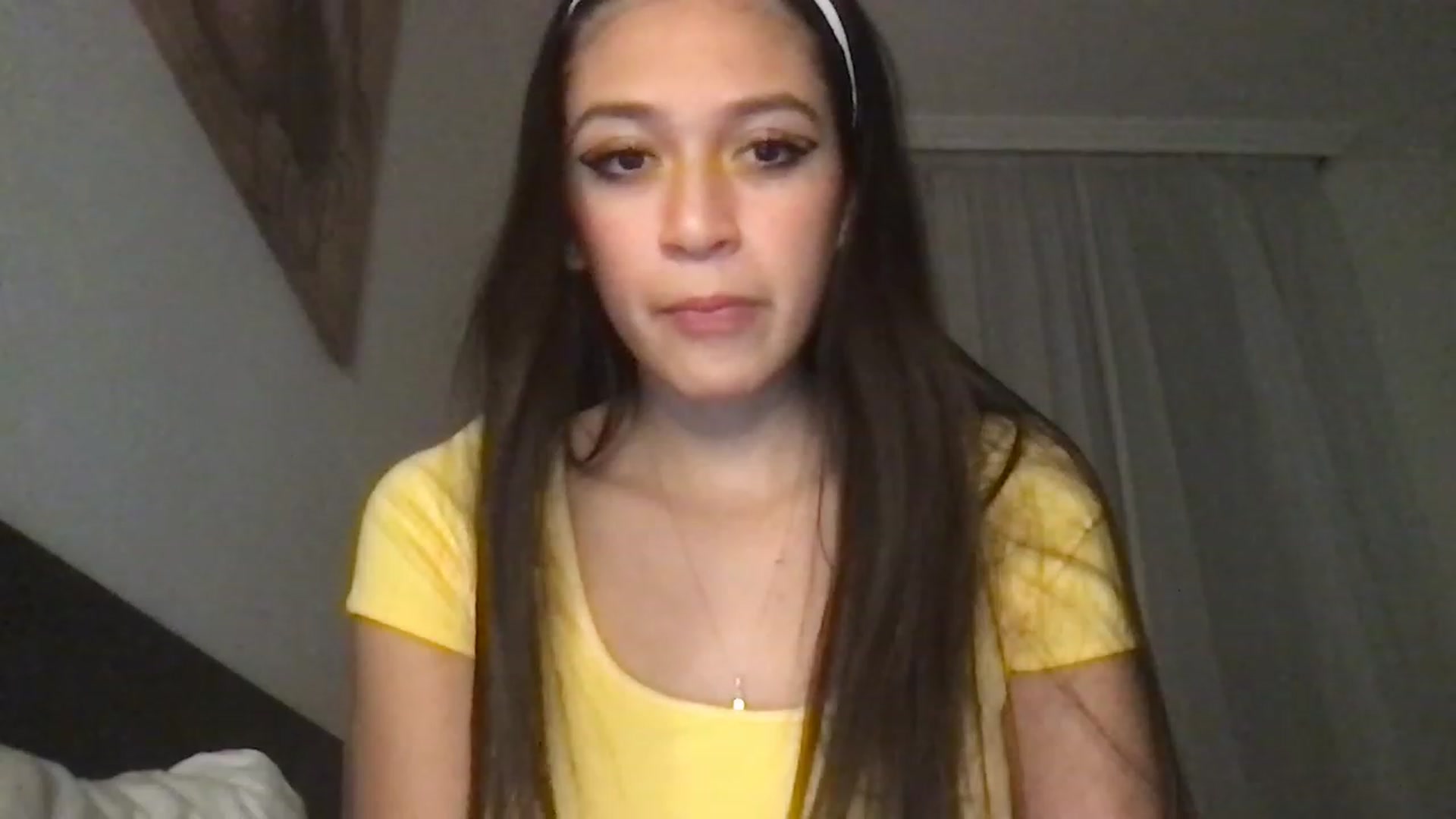 Gallery image thumbnail from XcatscontentX's myfreecams stream on, 11/16/2022, 18:49 image 10 of 20